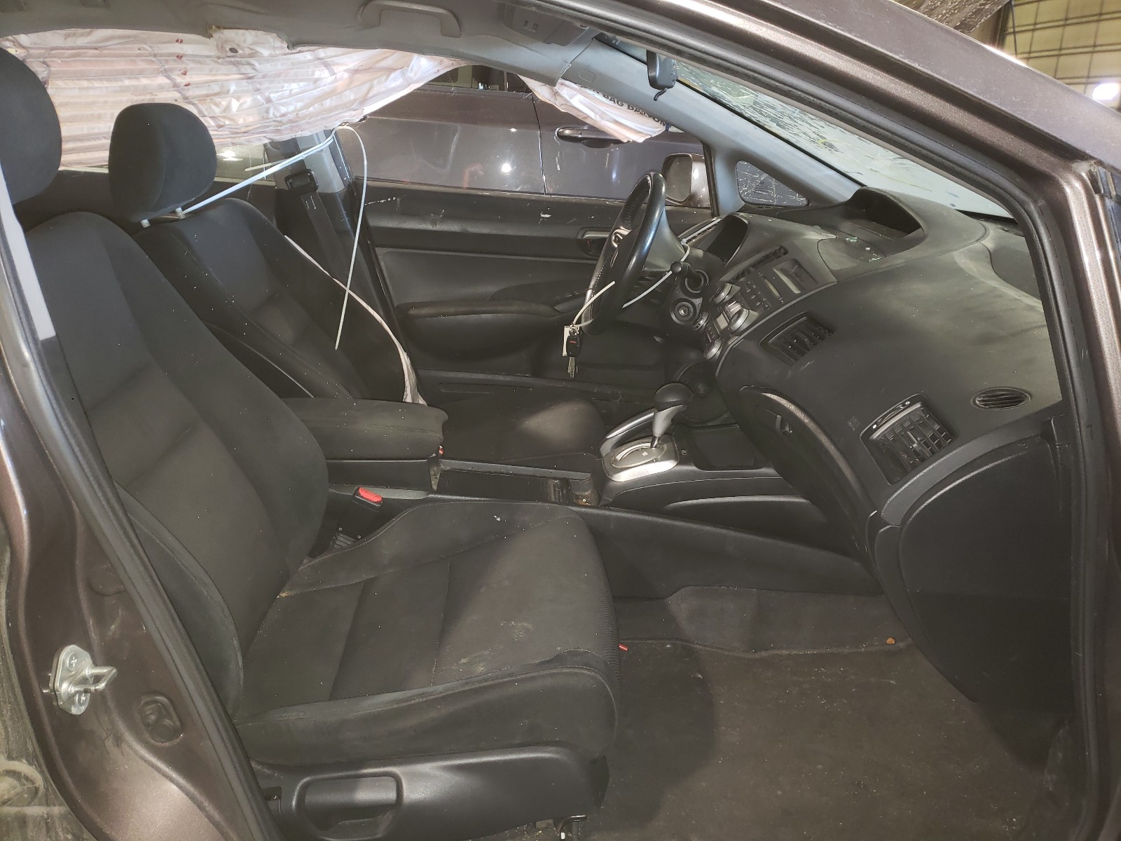 Photo 5 from auction – 2010 HONDA CIVIC LX-S with VIN 2HGFA1F60AH554274