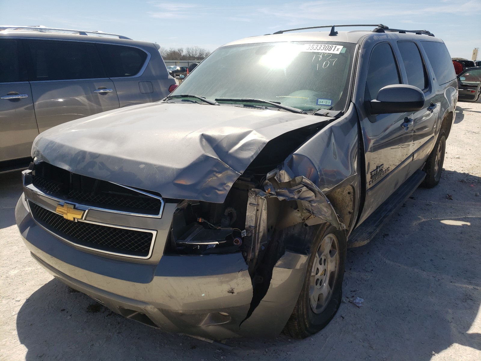 Photo 2 from auction – 2007 CHEVROLET SUBURBAN K with VIN 3GNFK16387G183107