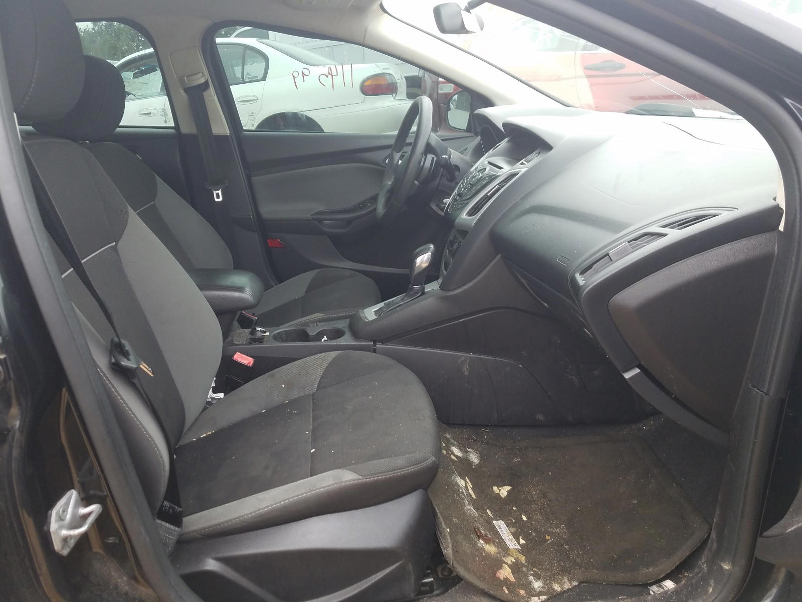 Photo 5 from auction – 2013 FORD FOCUS SE with VIN 1FADP3F2XDL277272