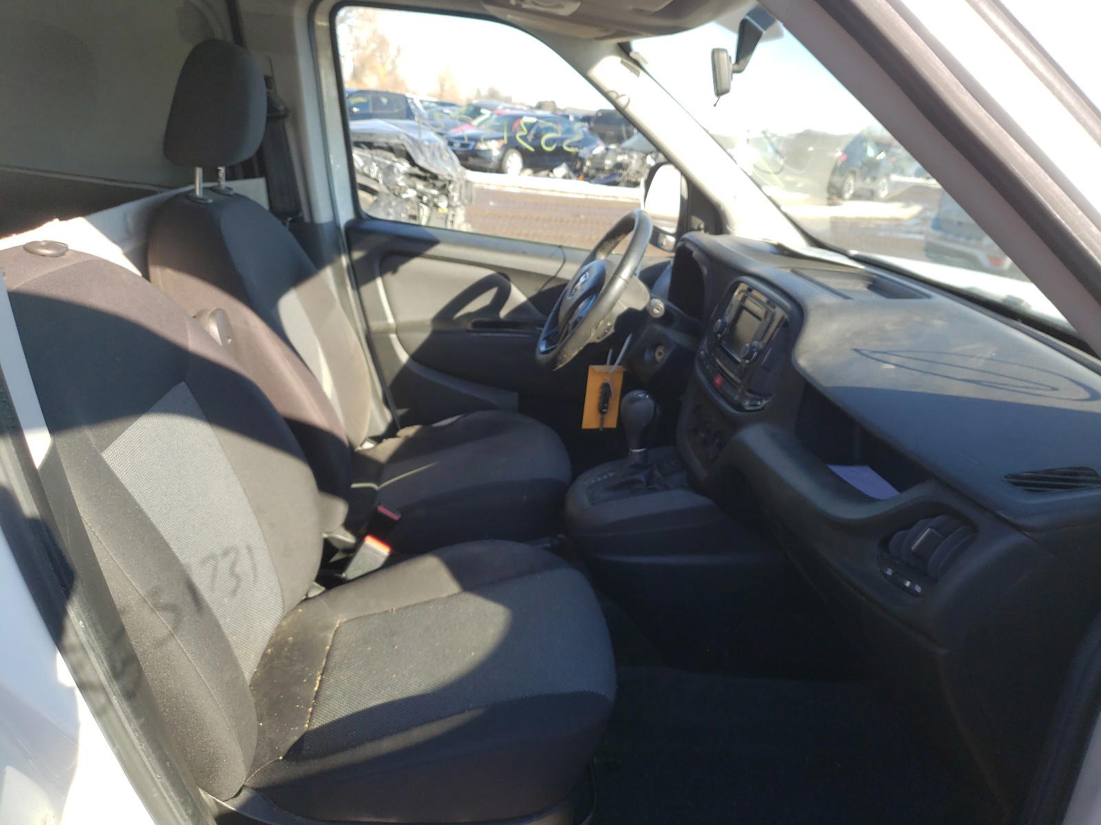 Photo 5 from auction – 2015 RAM PROMASTER with VIN ZFBERFAT7F6197507