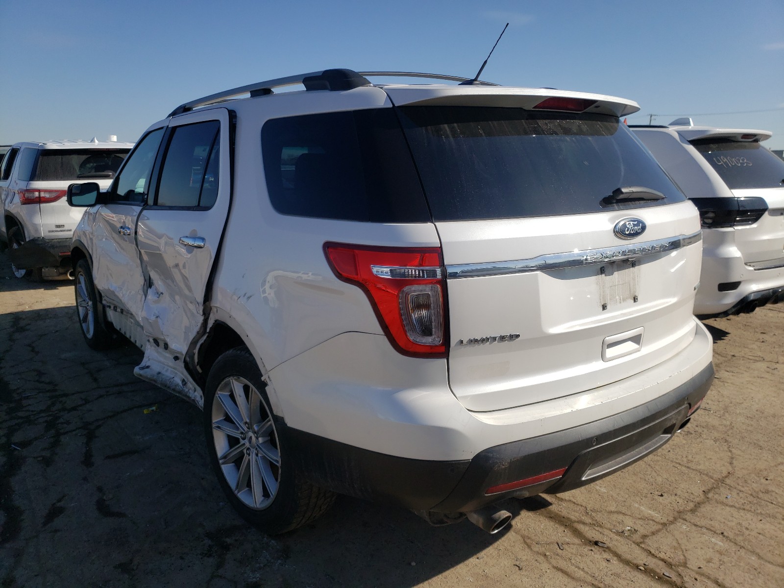 صورة رقم 13 من المزاد - 2013 FORD EXPLORER L مع VIN 1FM5K8F85DGB38041