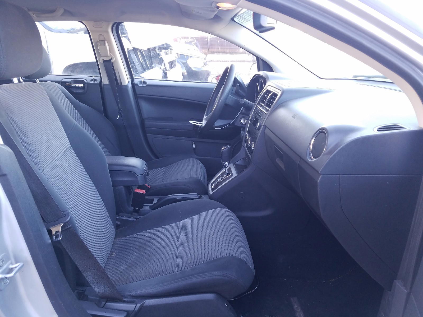 Photo 5 from auction – 2011 DODGE CALIBER MA with VIN 1B3CB3HA0BD255234