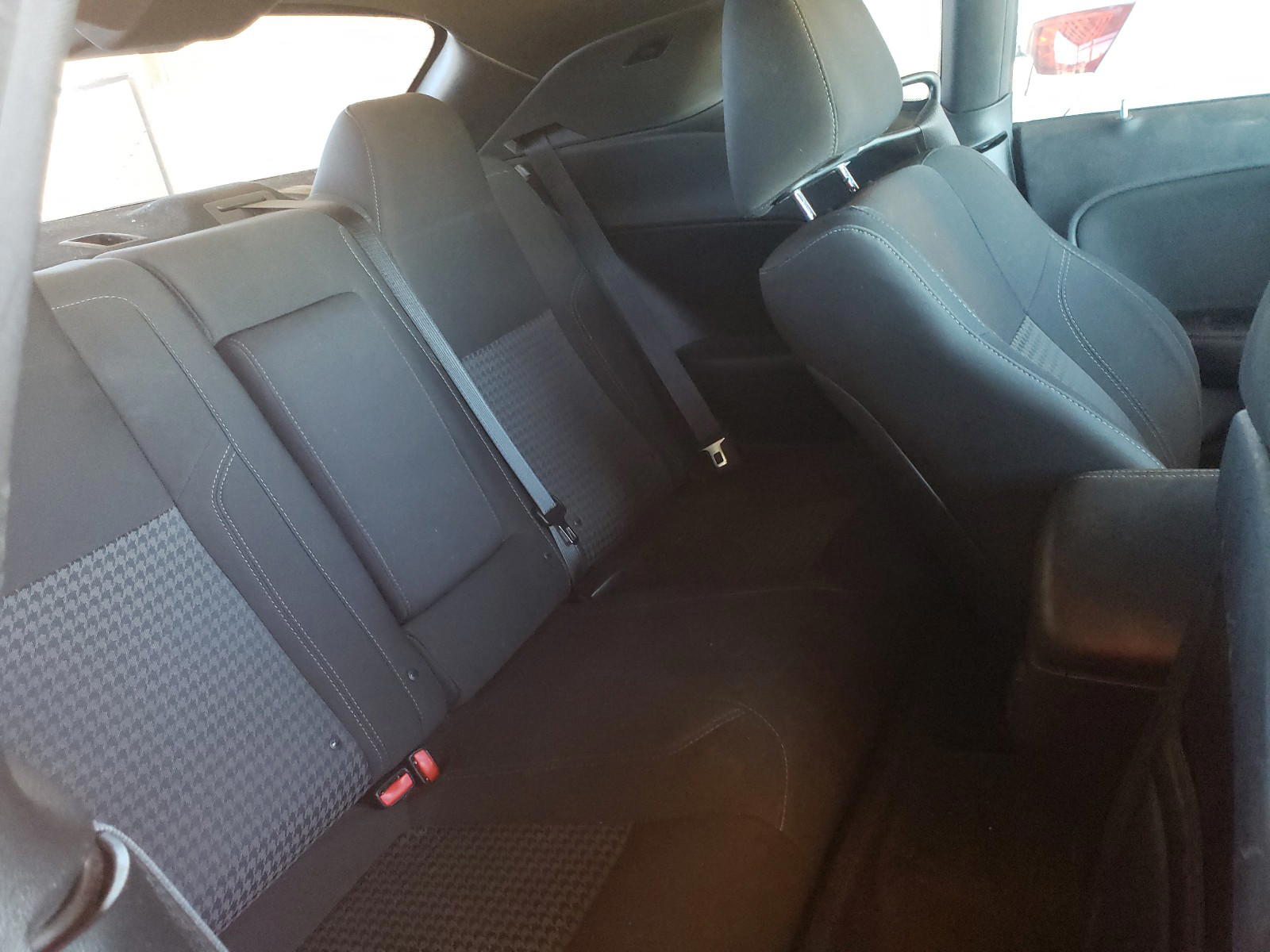 Photo 6 from auction – 2015 DODGE CHALLENGER with VIN 2C3CDZAG1FH855087
