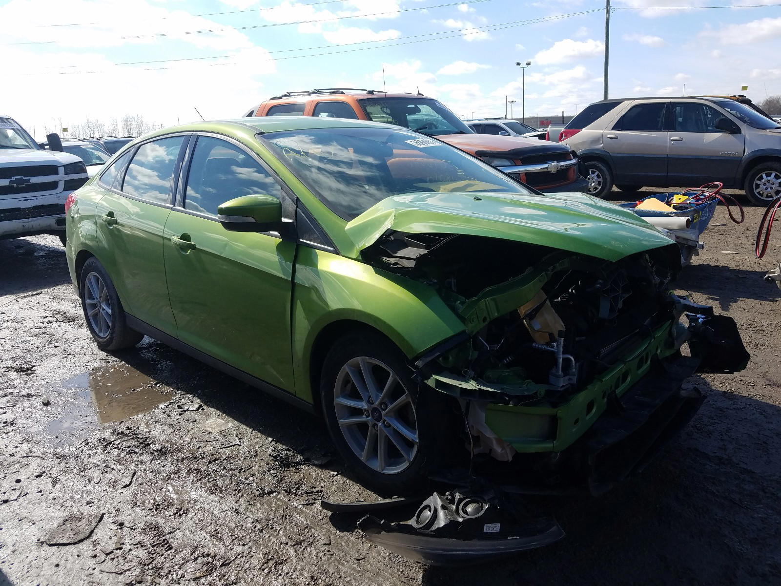 FORD FOCUS SE 2018 with VIN 1FADP3F20JL276580 - Photo from auction