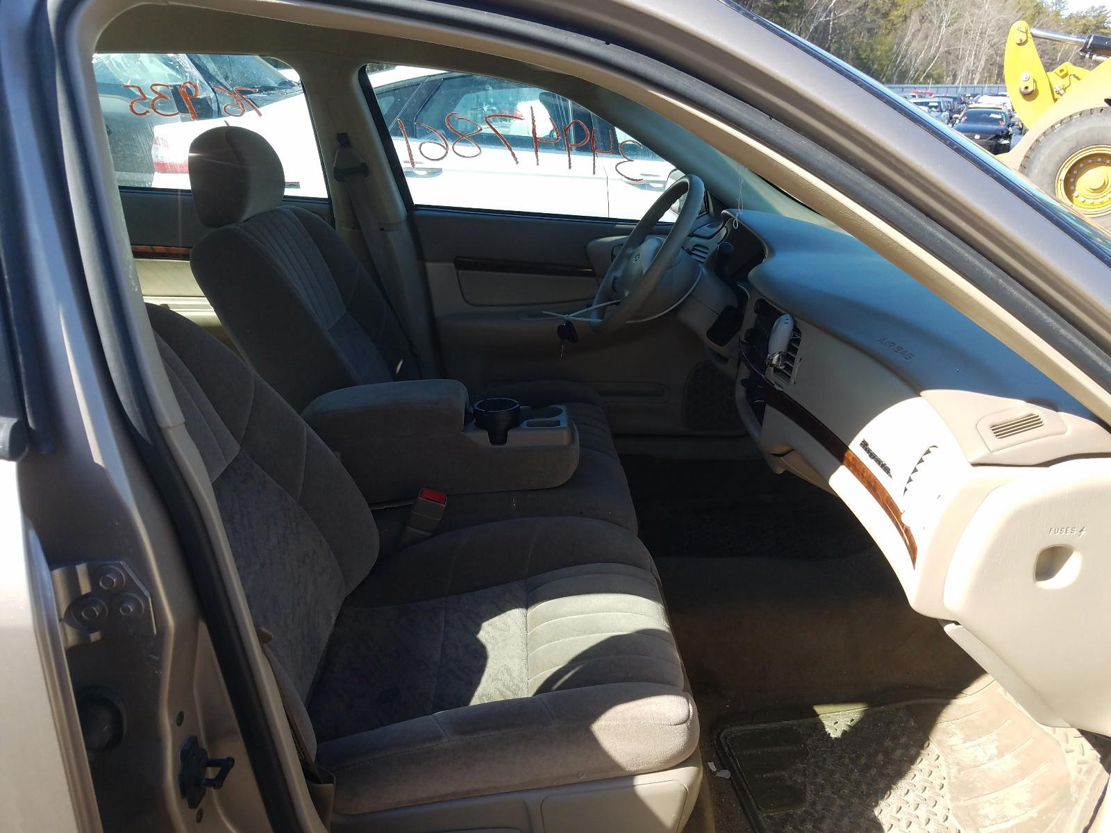 Photo 5 from auction – 2002 CHEVROLET IMPALA with VIN 2G1WF55E629147824