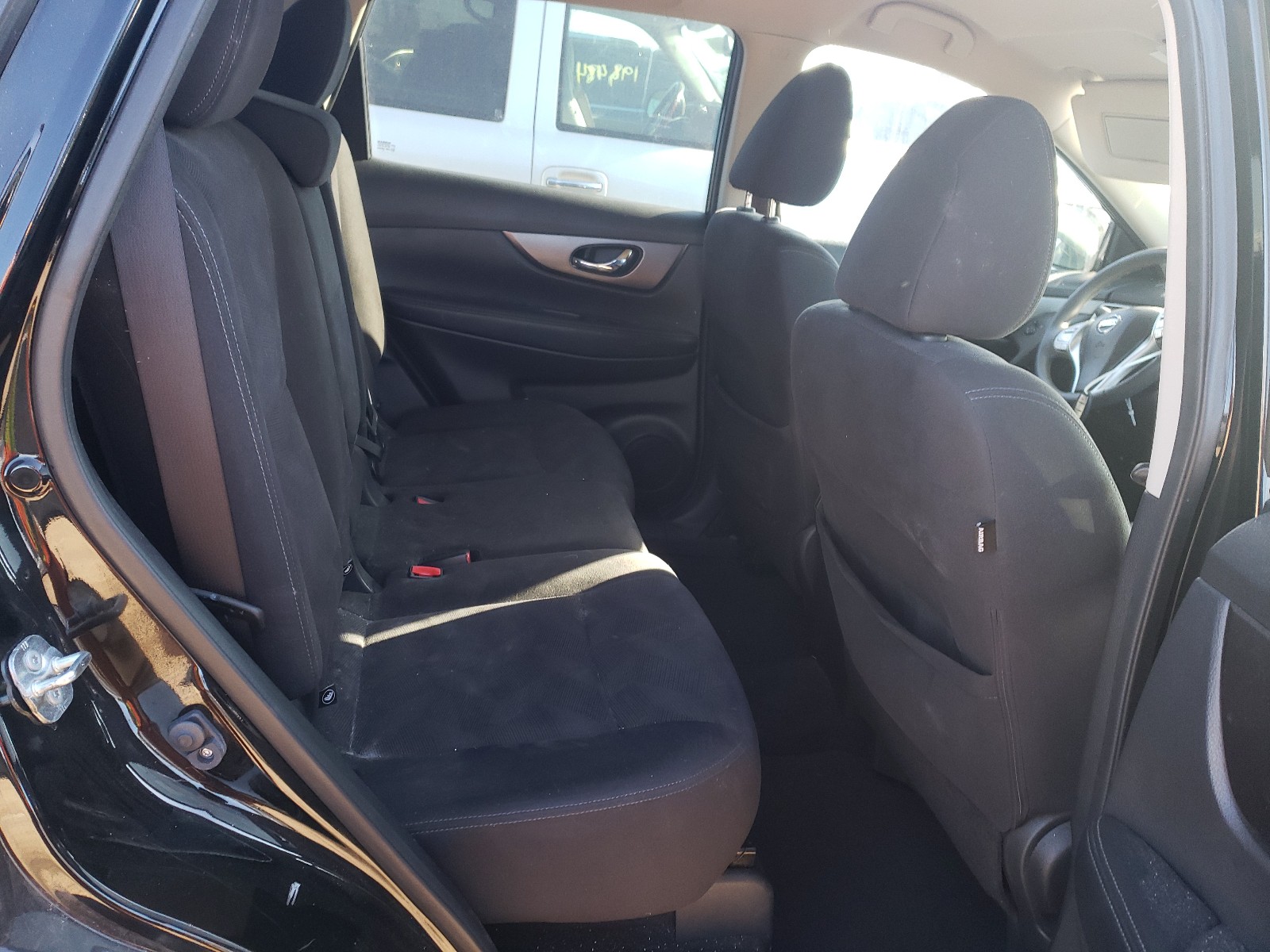 Zdjęcie 6 z aukcji – 2015 NISSAN ROGUE S z VIN KNMAT2MT1FP529503