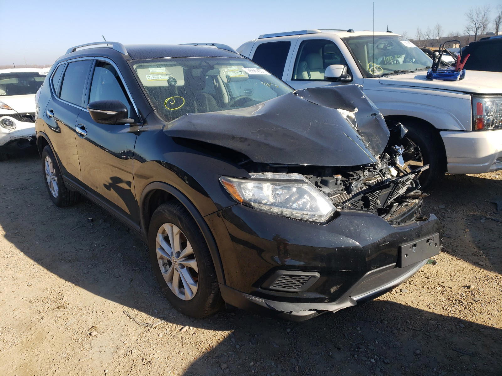 NISSAN ROGUE S 2015 with VIN KNMAT2MT1FP529503 - Photo from auction