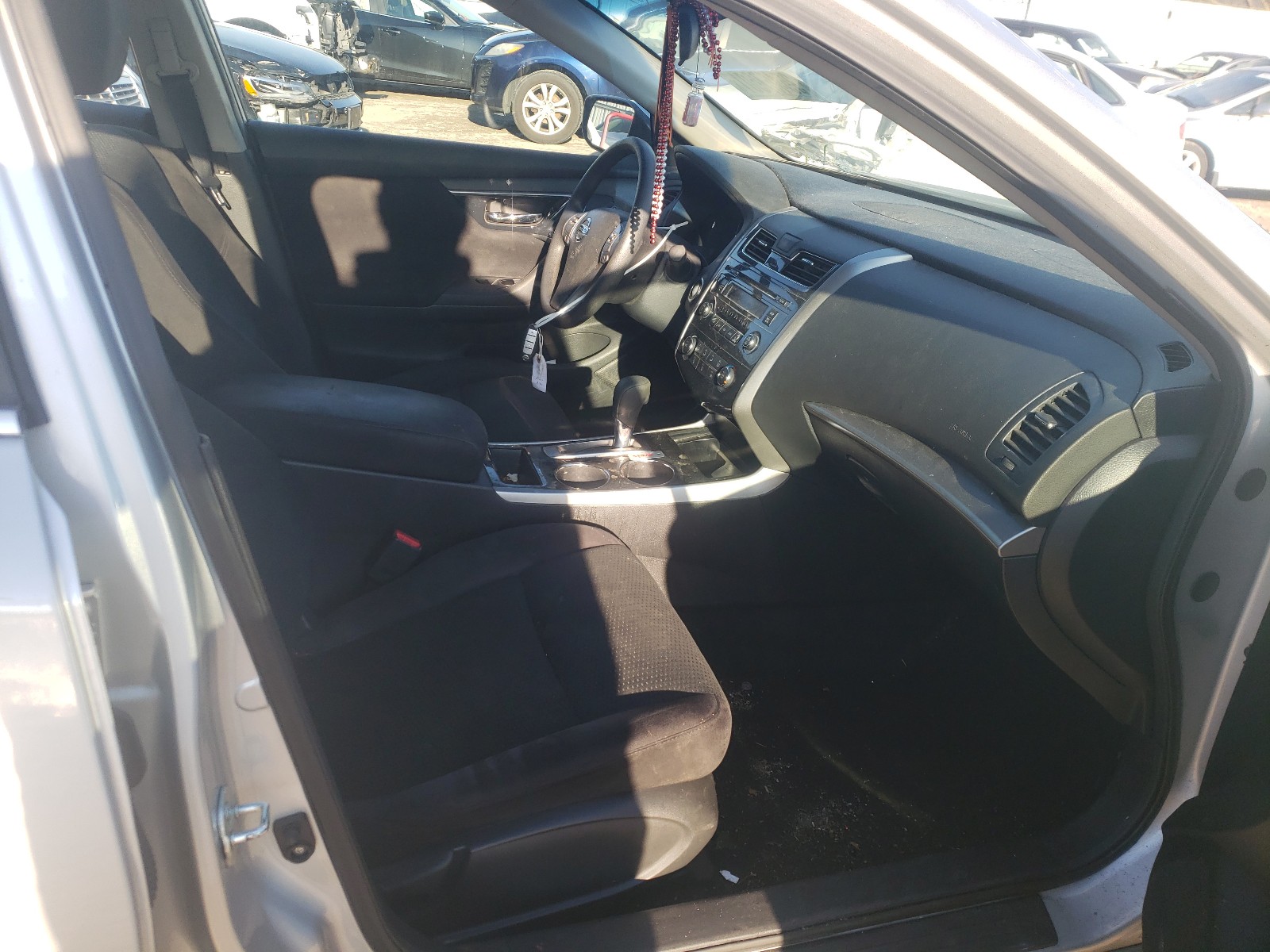 Photo 5 from auction – 2014 NISSAN ALTIMA 2.5 with VIN 1N4AL3AP4EC136667