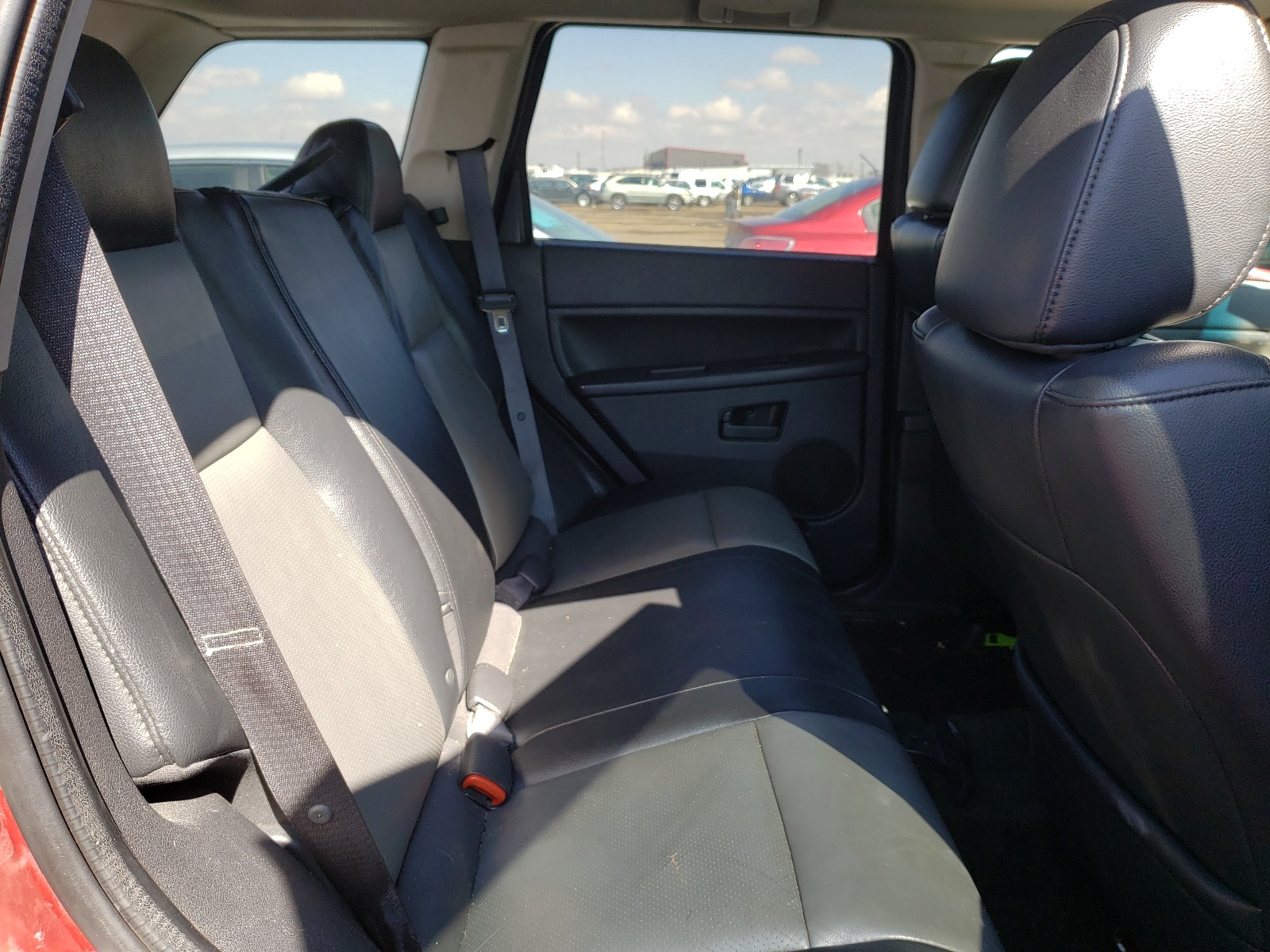 Photo 6 from auction – 2008 JEEP GRAND CHER with VIN 1J8GR48K78C137716