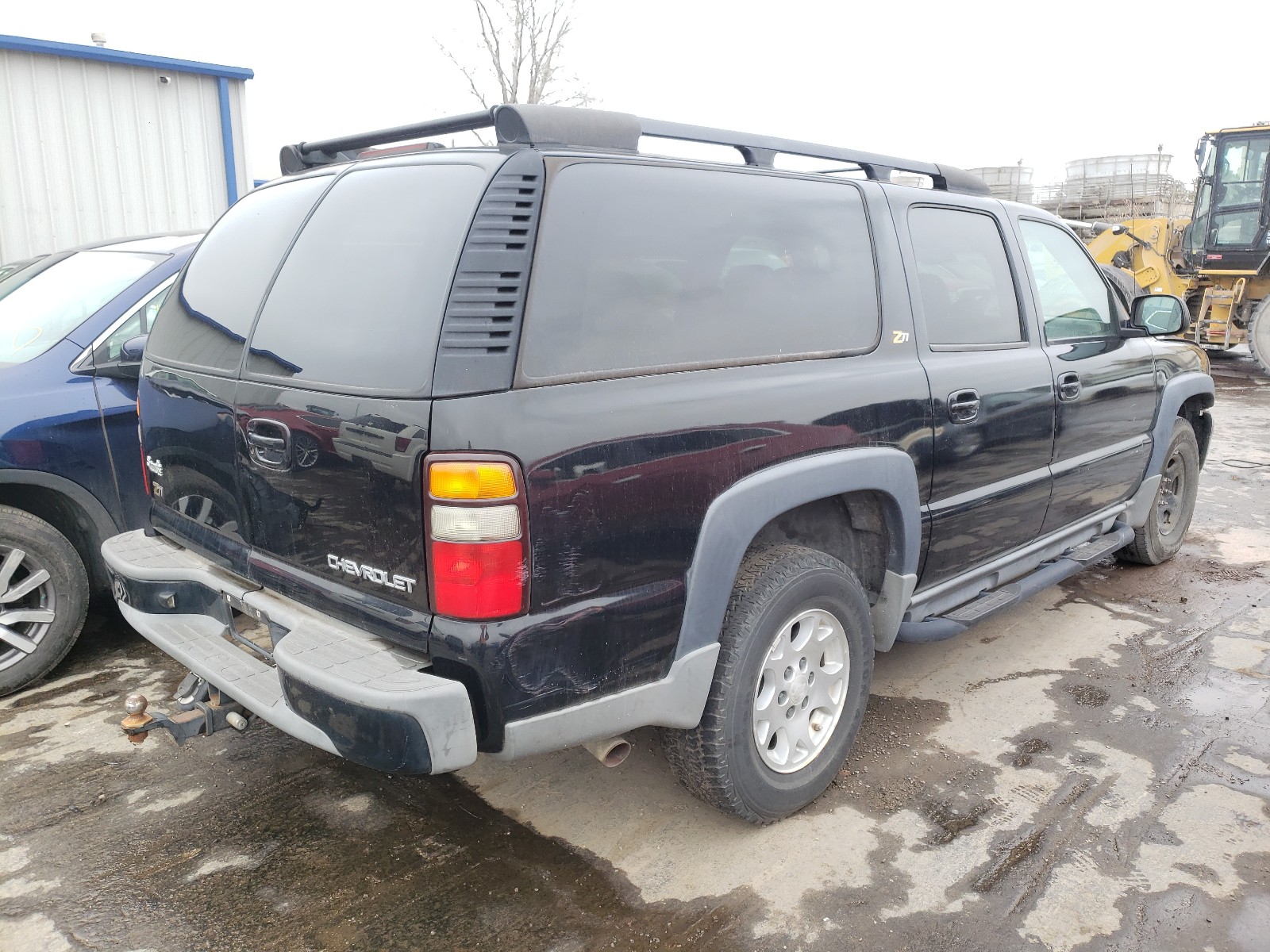 Photo 4 from auction – 2004 CHEVROLET SUBURBAN with VIN 3GNFK16Z24G268721