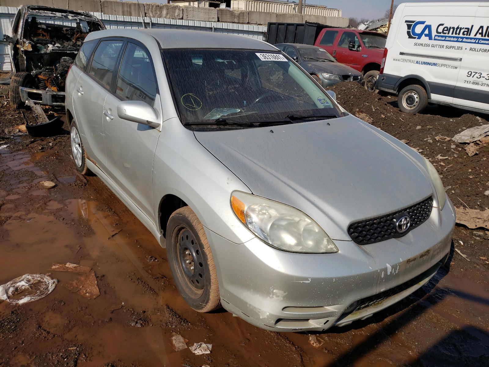 TOYOTA MATRIX 2004 with VIN 2T1LR32E74C210233 - Photo from auction