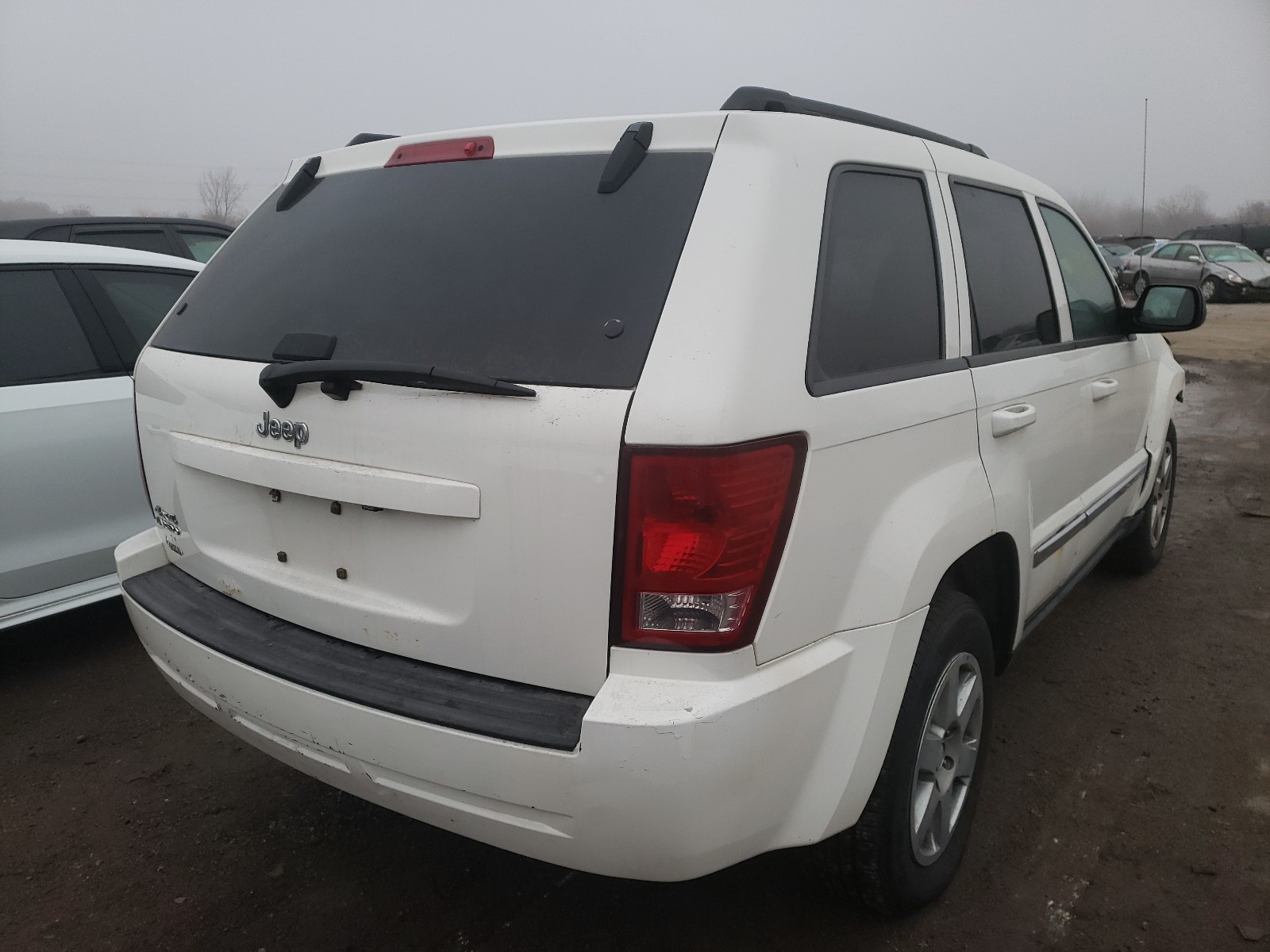 Photo 4 from auction – 2010 JEEP GRAND CHER with VIN 1J4PR4GK6AC110807