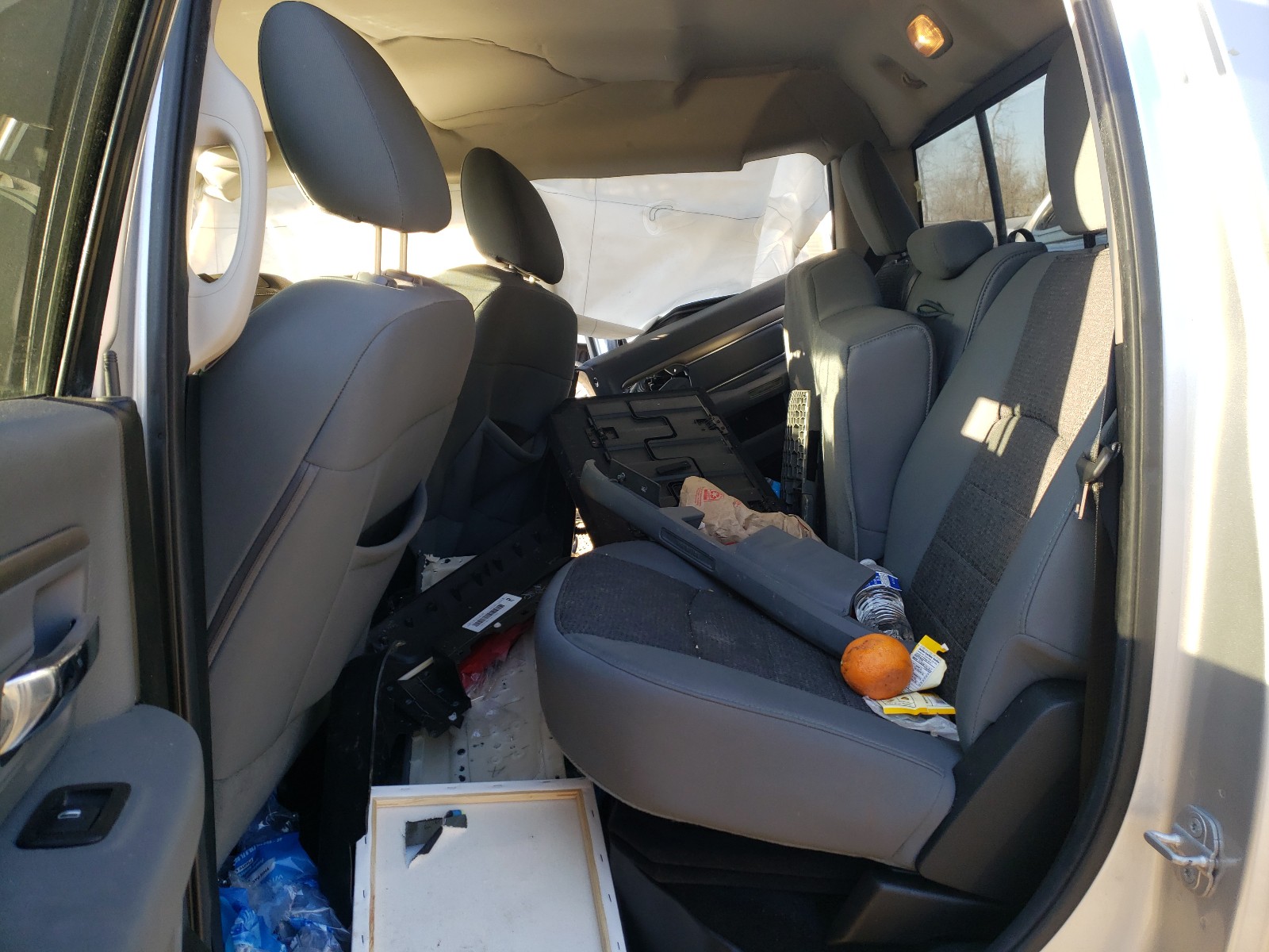 Photo 6 from auction – 2014 RAM 2500 SLT with VIN 3C6UR5DL7EG141408