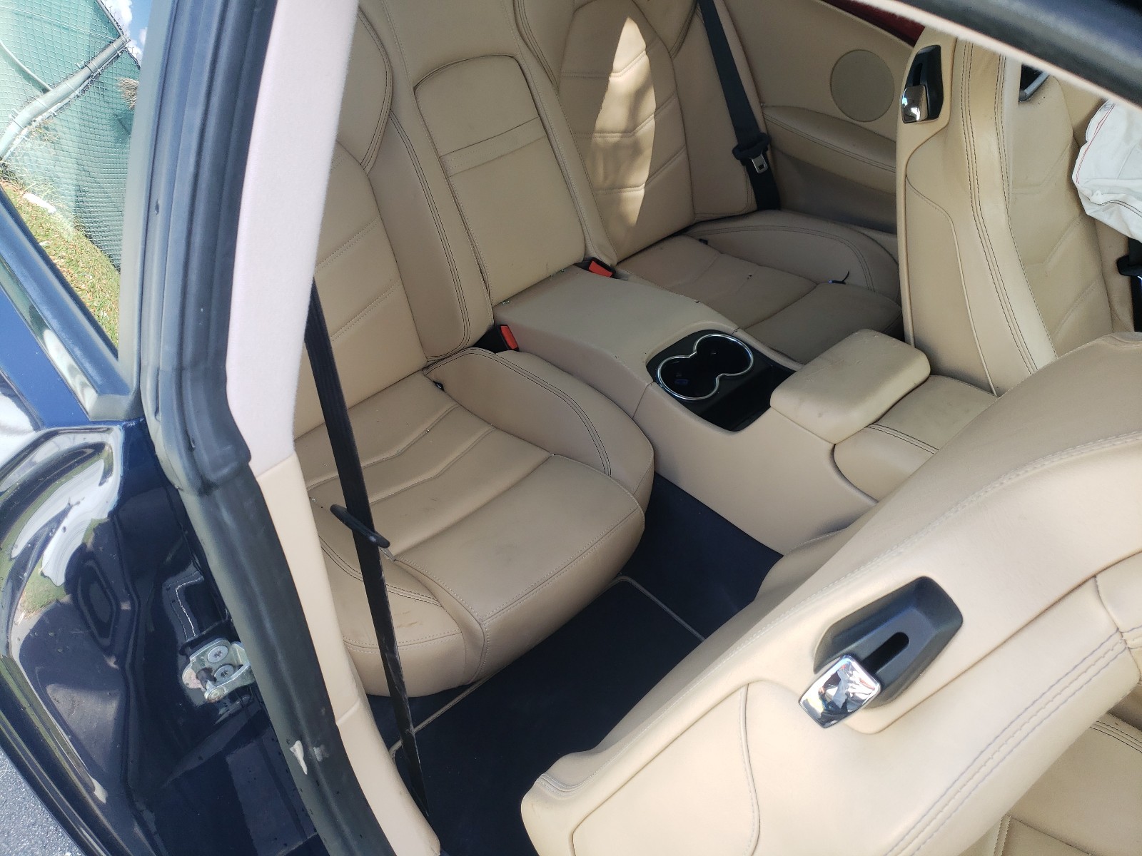 Photo 6 from auction – 2014 MASERATI GRANTURISM with VIN ZAM45VLAXE0078406