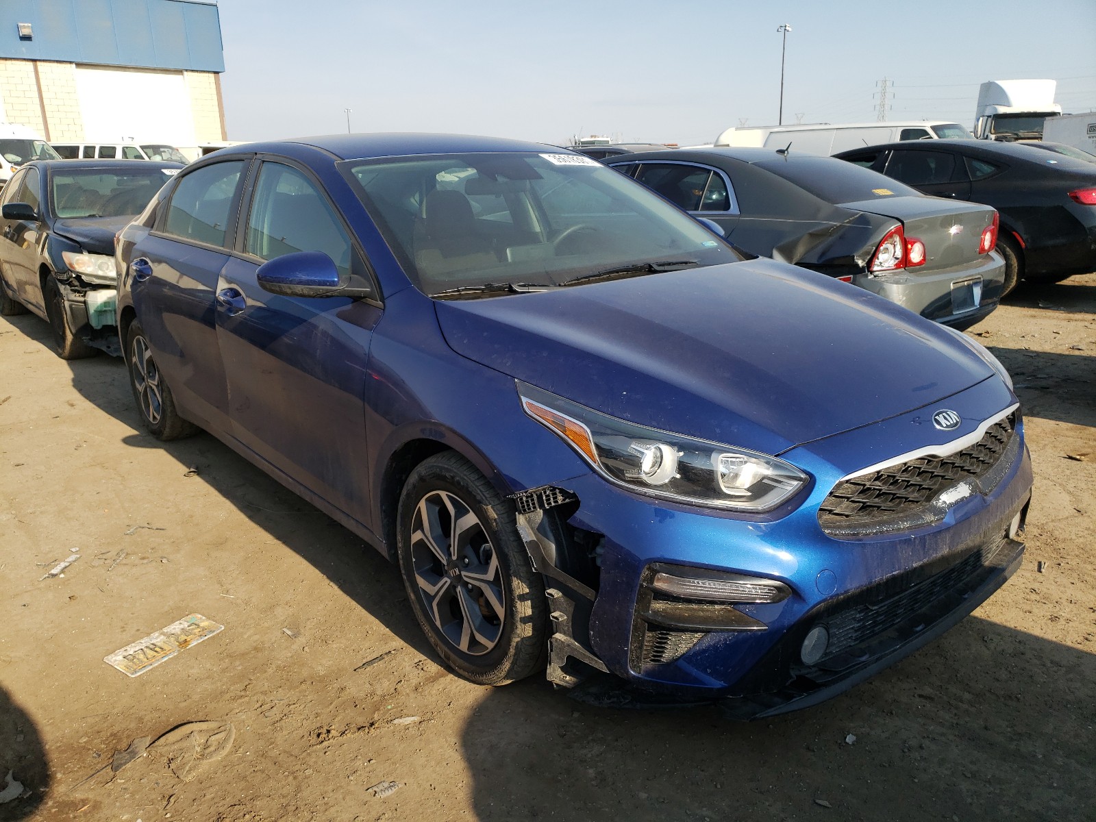 KIA FORTE FE 2019 with VIN 3KPF24AD8KE135489 - Photo from auction