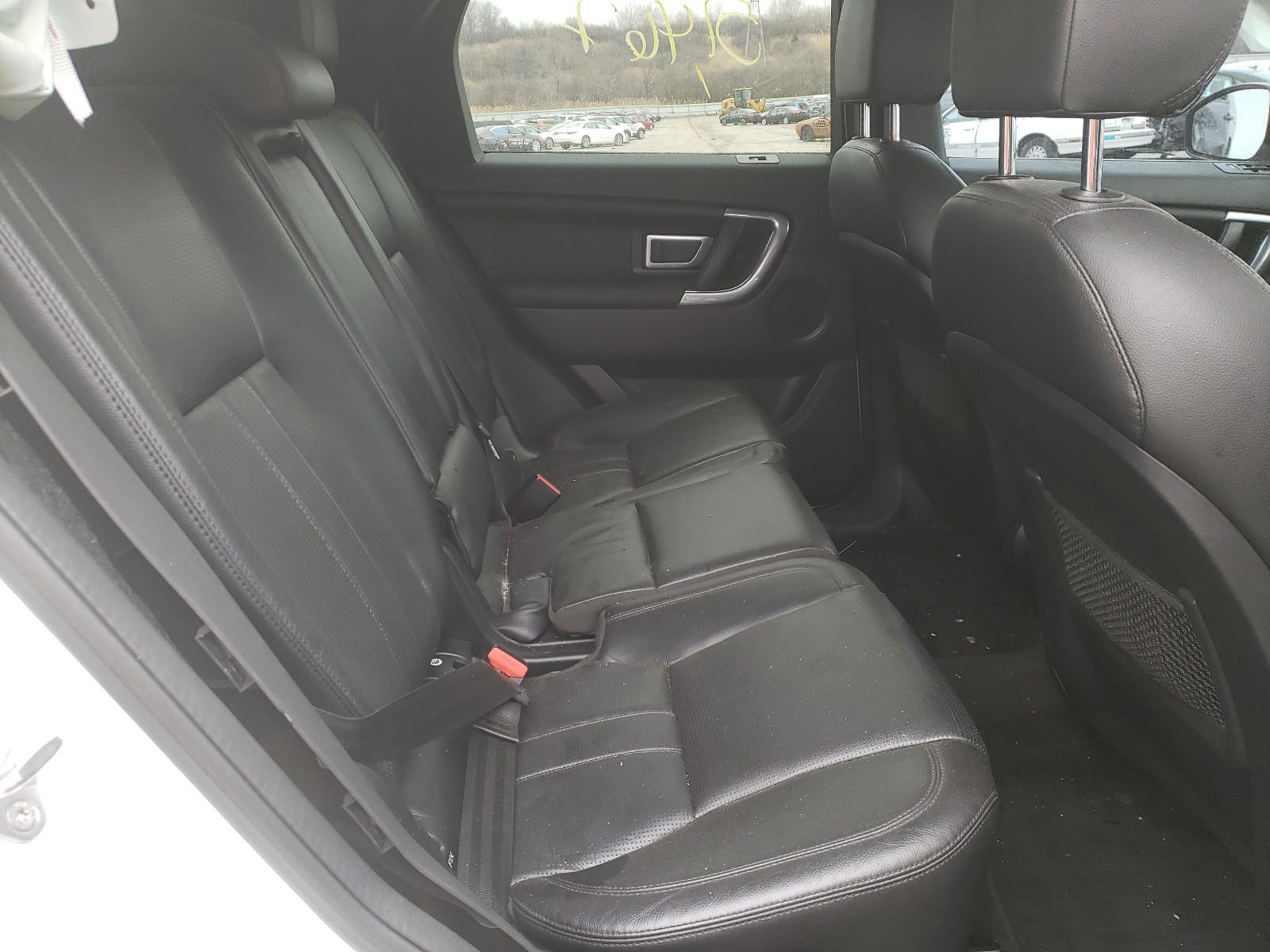 Photo 6 from auction – 2016 ROVER DISCOVERY with VIN SALCR2BG9GH625333