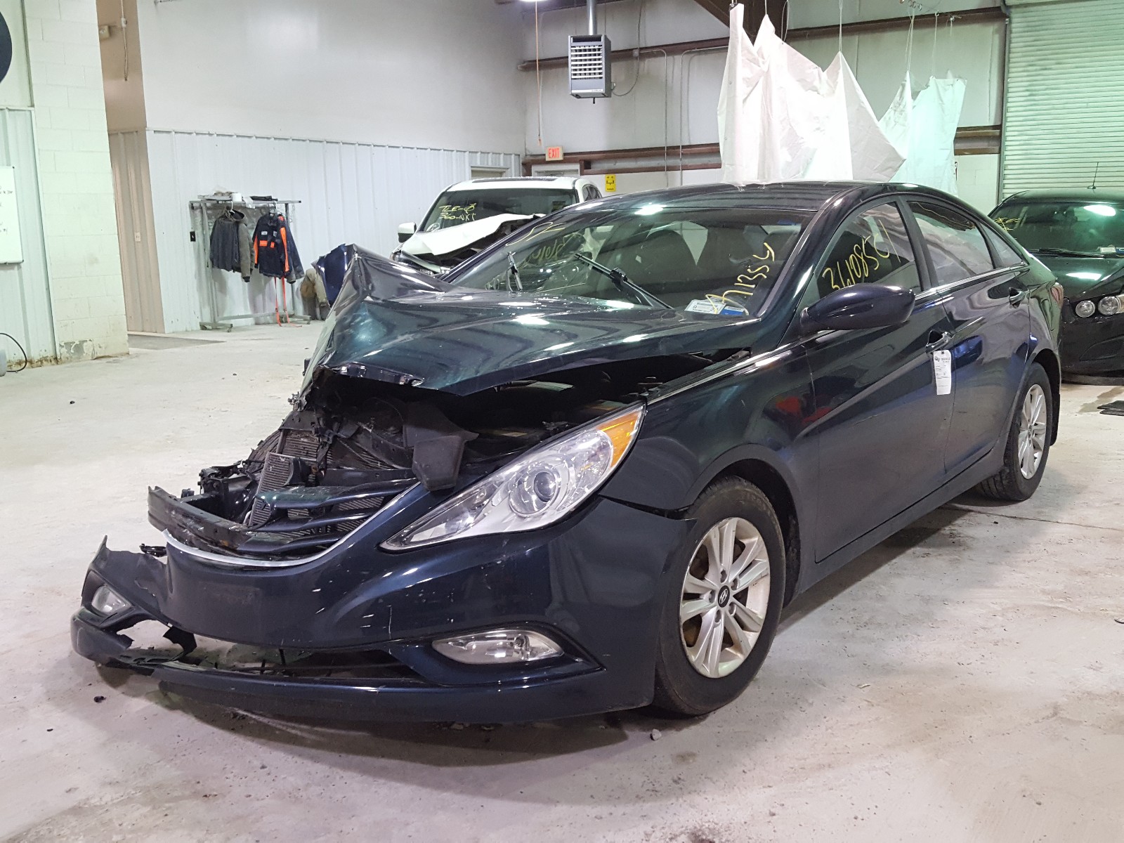 Photo 2 from auction – 2013 HYUNDAI SONATA GLS with VIN 5NPEB4AC7DH748141
