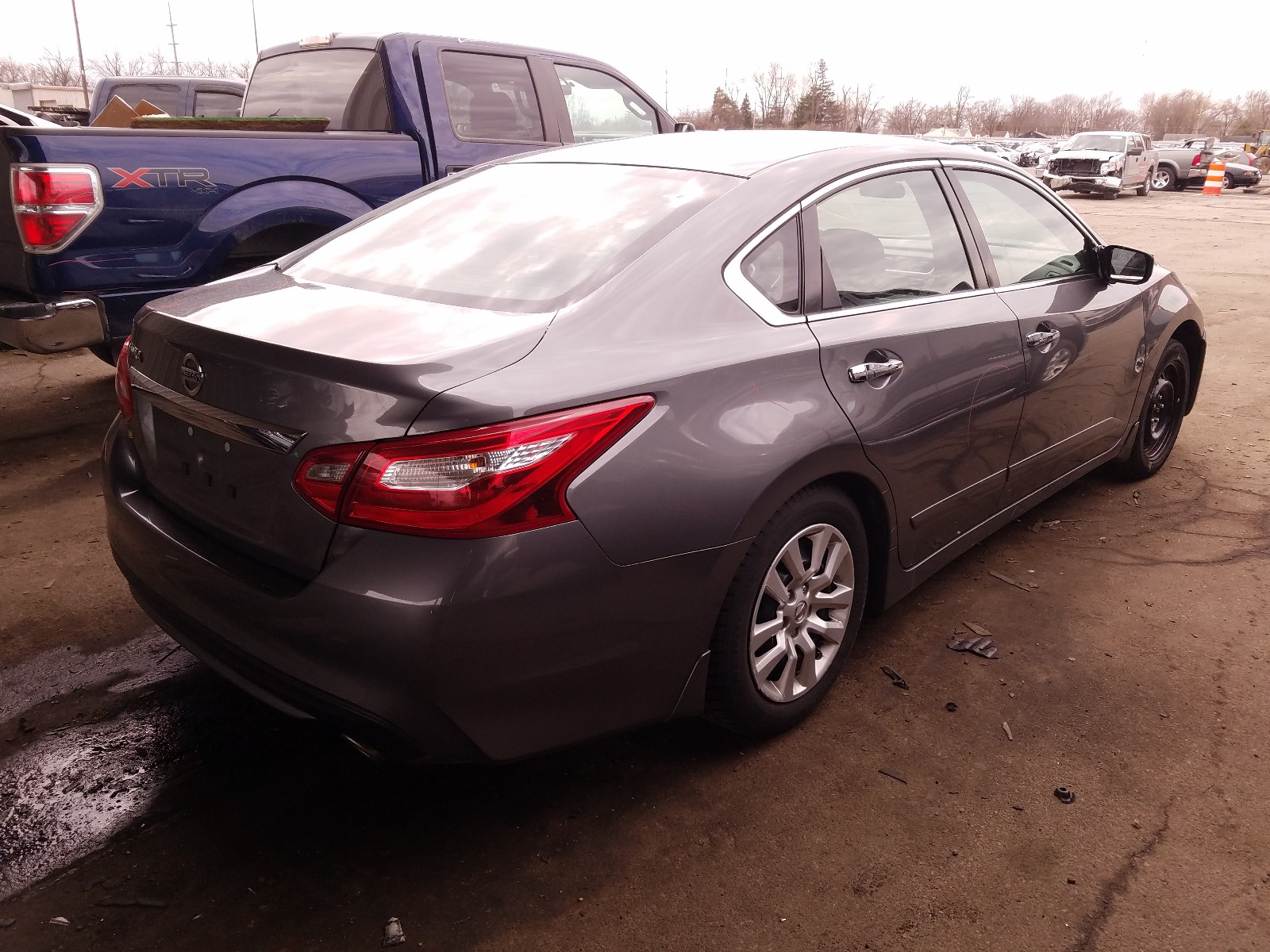Photo 4 from auction – 2016 NISSAN ALTIMA 2.5 with VIN 1N4AL3AP7GC255509