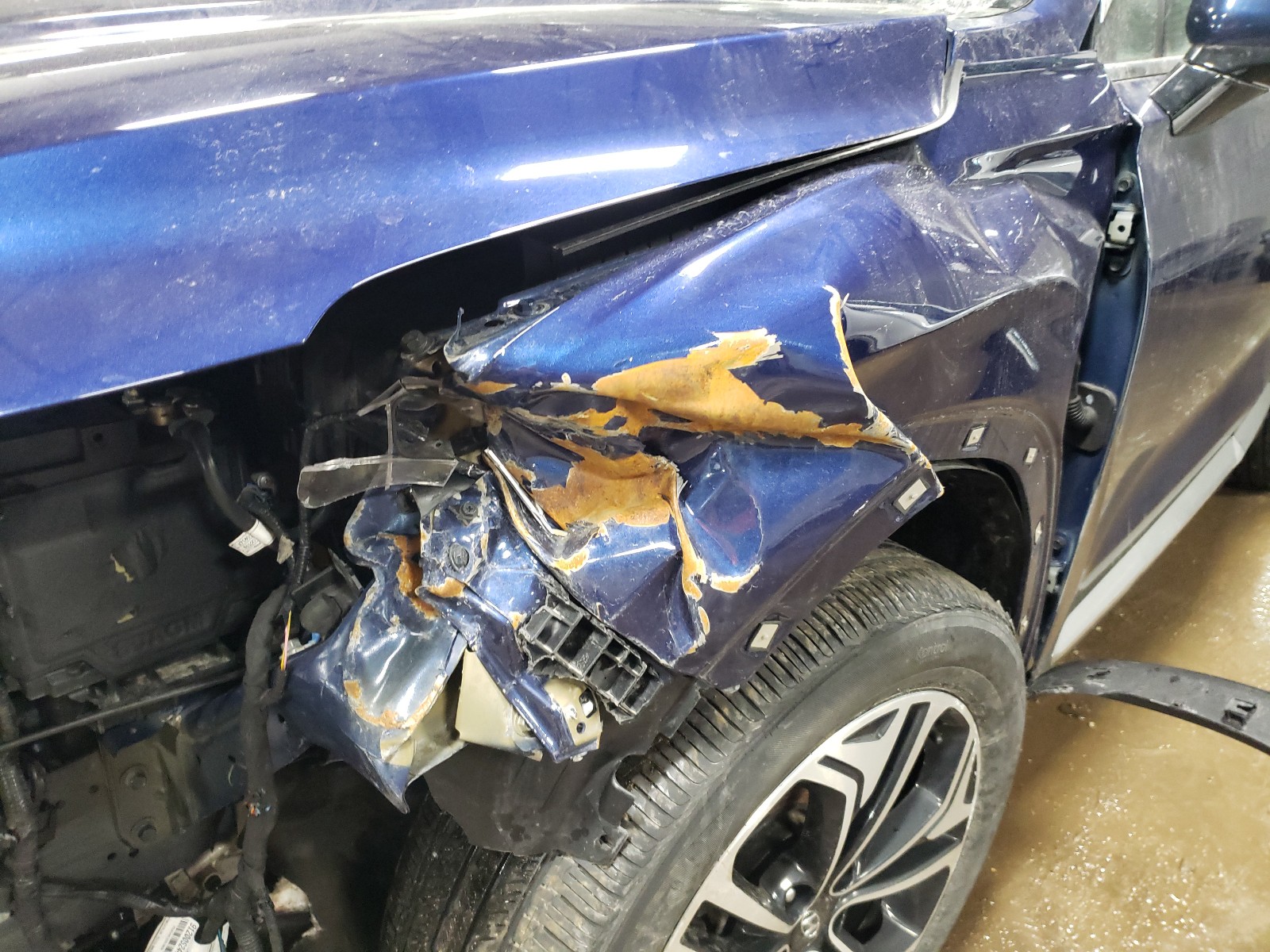 Photo 9 from auction – 2019 HYUNDAI SANTA FE L with VIN 5NMS5CAA5KH128983