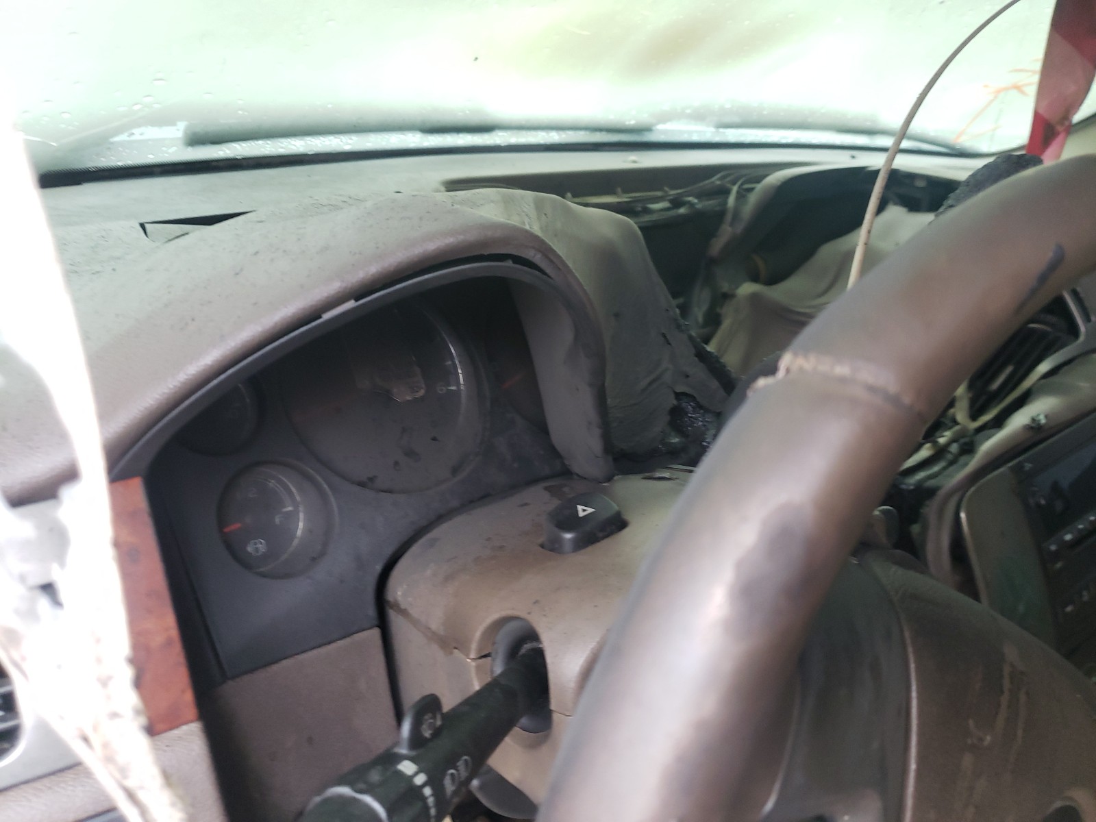 Photo 8 from auction – 2009 GMC SIERRA K15 with VIN 3GTEK33389G140054