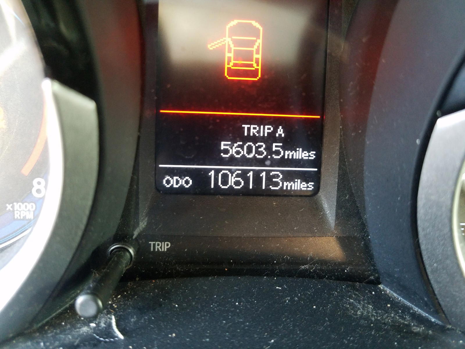 Photo 8 from auction – 2014 TOYOTA COROLLA L with VIN 2T1BURHE0EC050010