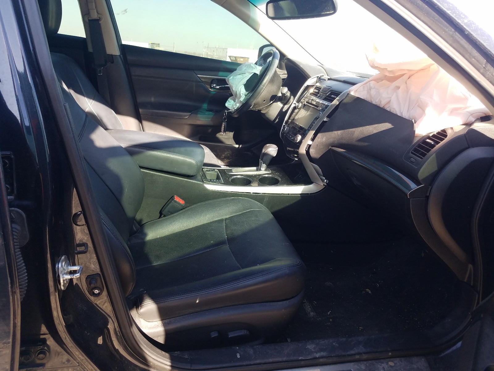 Photo 5 from auction – 2015 NISSAN ALTIMA 2.5 with VIN 1N4AL3AP3FN314767