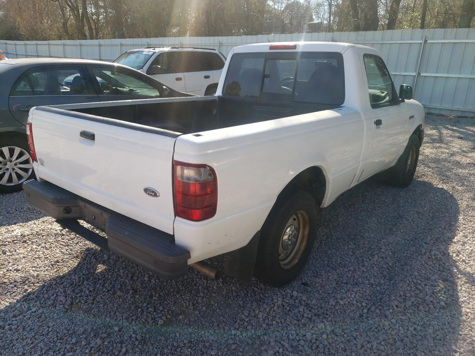 Photo 4 from auction – 2002 FORD RANGER with VIN 1FTYR10D02TA27069
