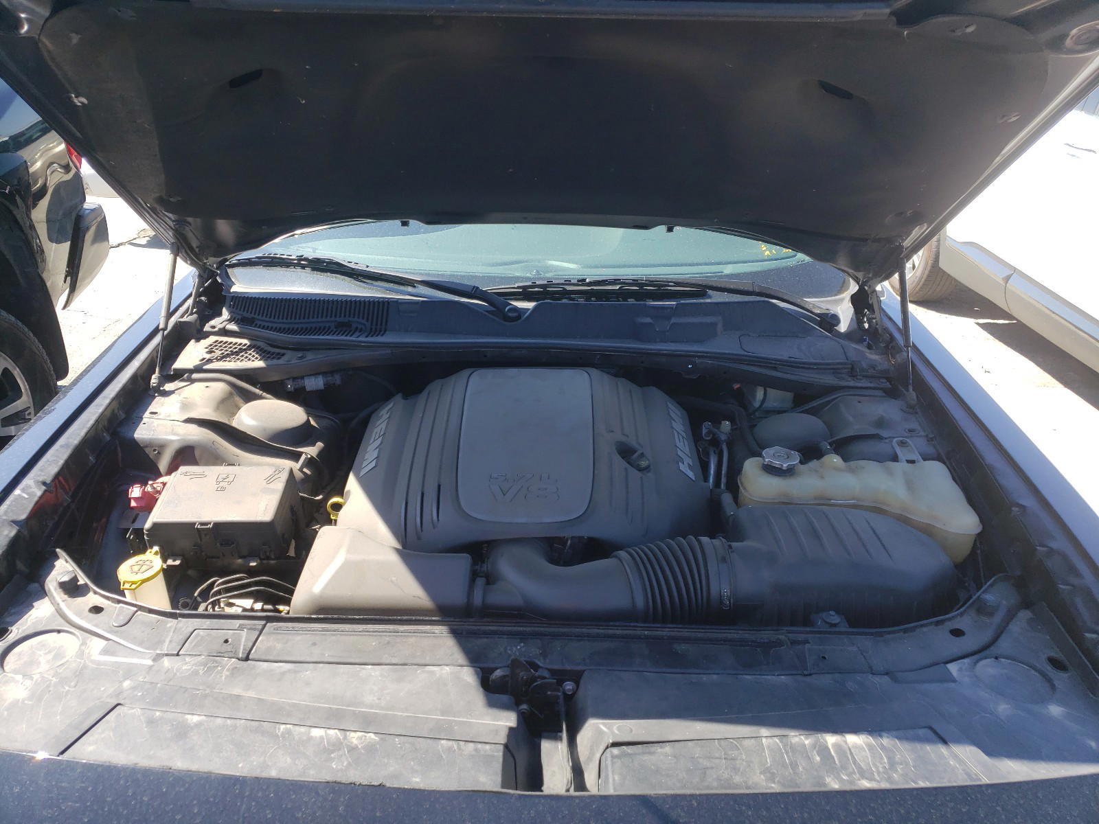 Photo 7 from auction – 2016 DODGE CHALLENGER with VIN 2C3CDZBT2GH210381