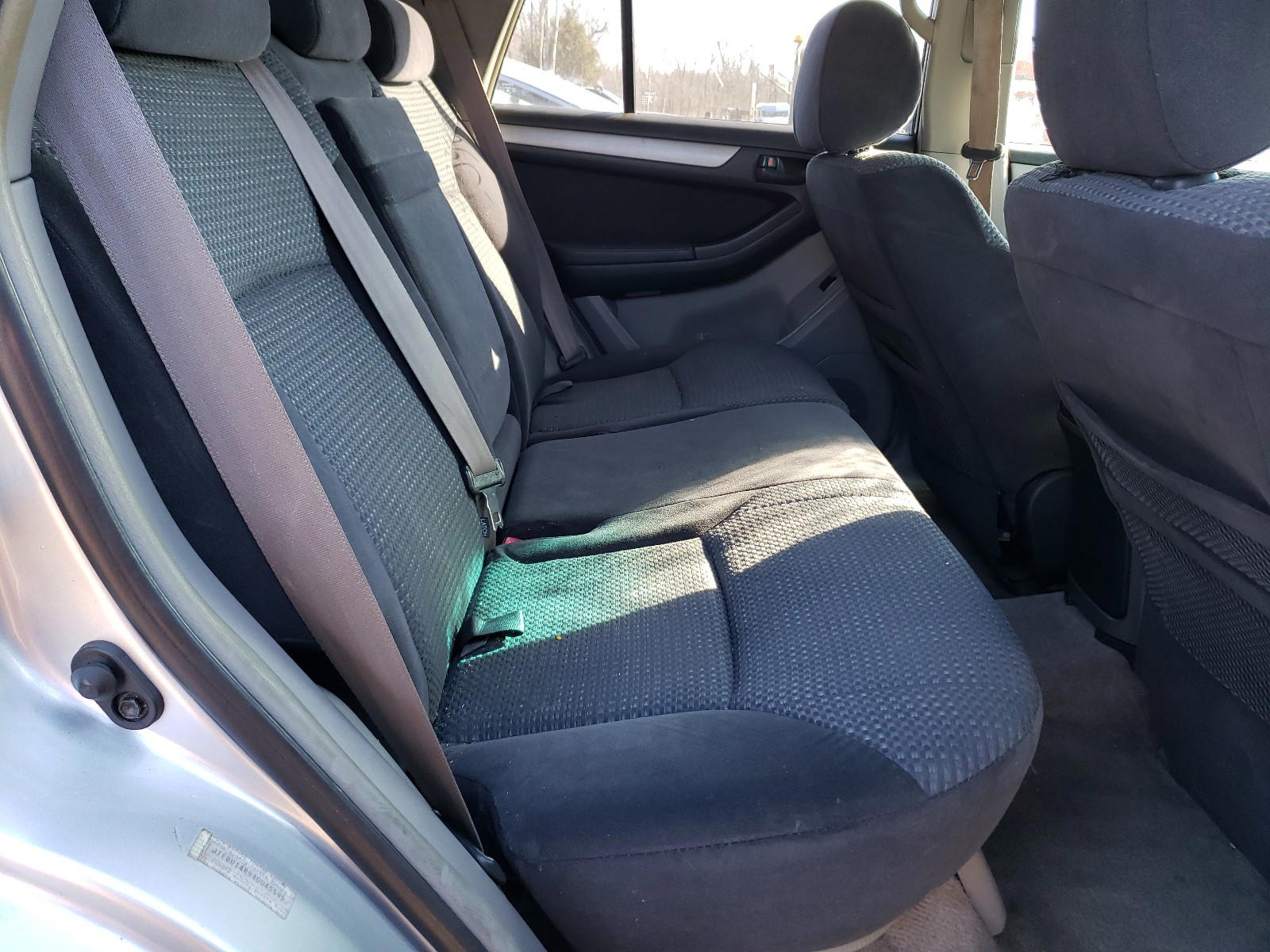 Photo 6 from auction – 2004 TOYOTA 4RUNNER SR with VIN JTEBU14R940045595