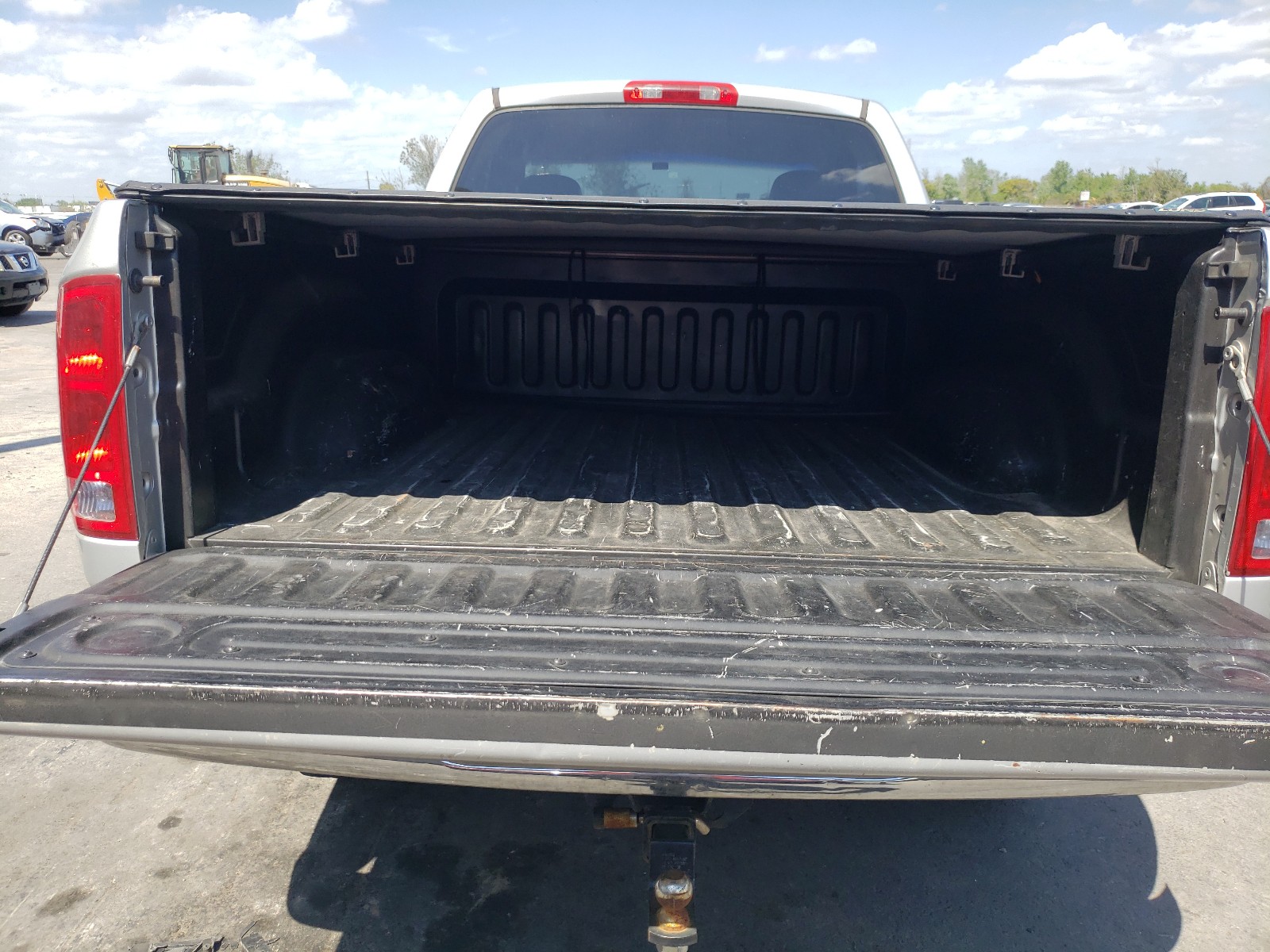 Photo 6 from auction – 2003 DODGE RAM 1500 S with VIN 1D7HA16K73J507027