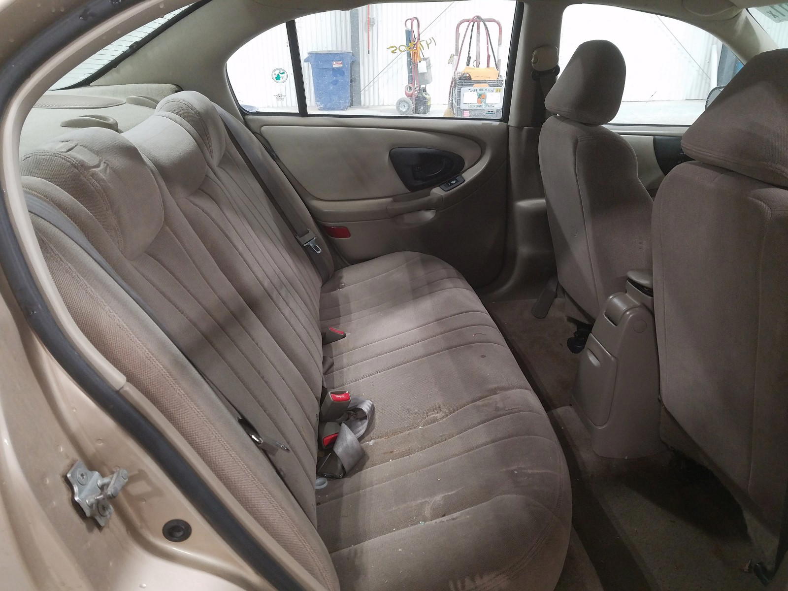 Photo 6 from auction – 2005 CHEVROLET CLASSIC with VIN 1G1ND52F55M239948