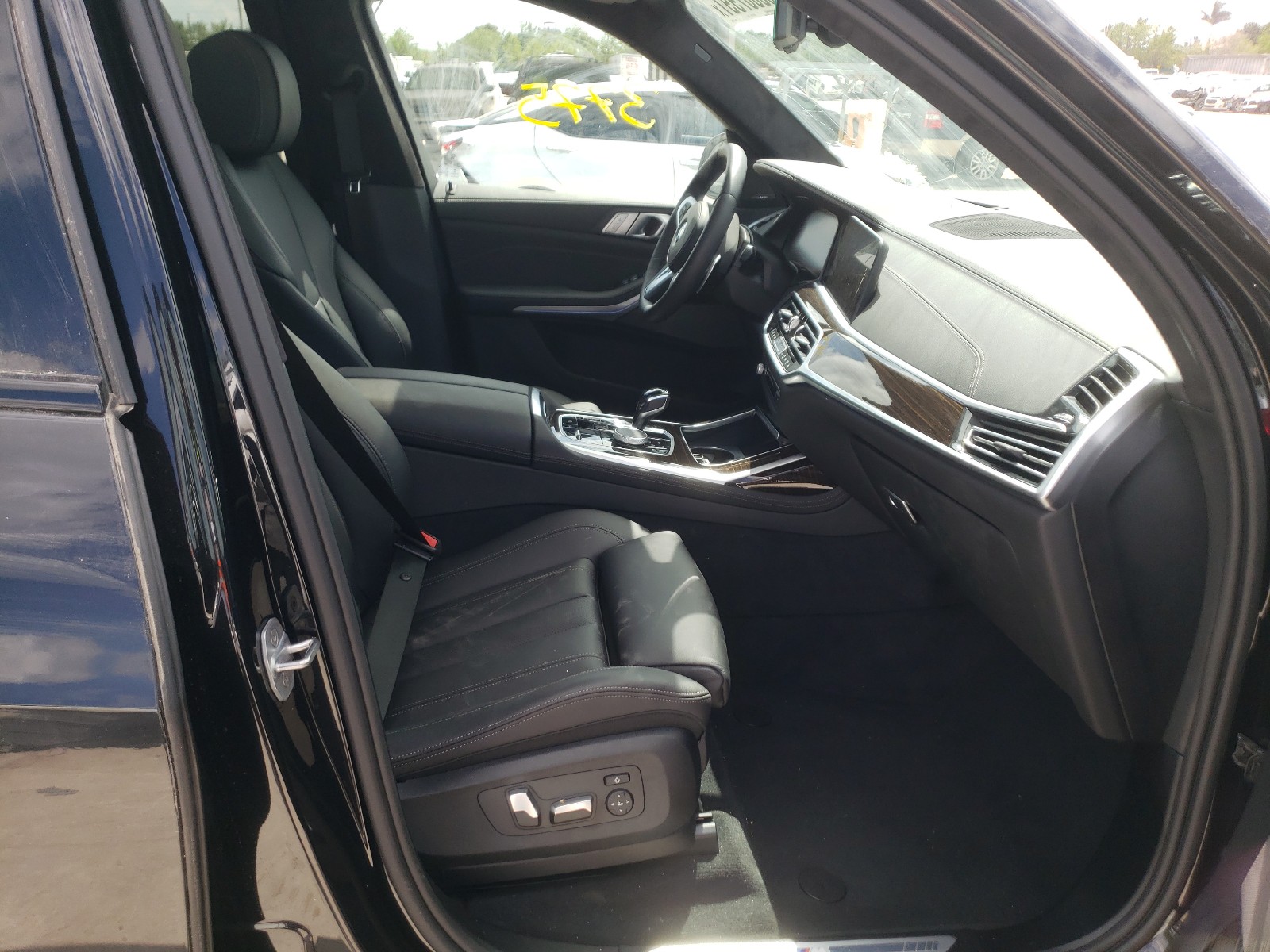 Photo 5 from auction – 2020 BMW X7 XDRIVE4 with VIN 5UXCW2C07L9C11300