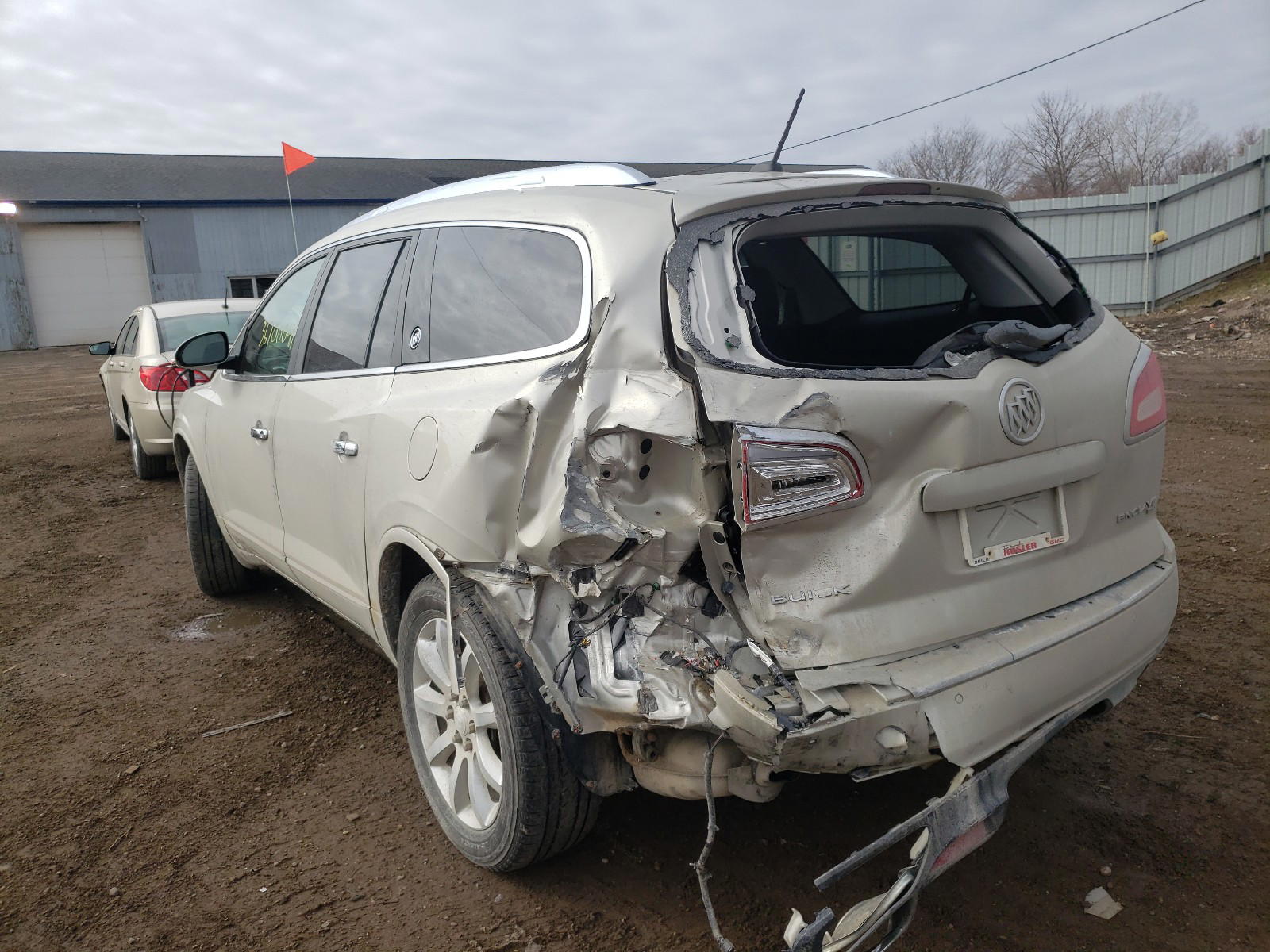 Photo 3 from auction – 2013 BUICK ENCLAVE with VIN 5GAKVDKD5DJ129273