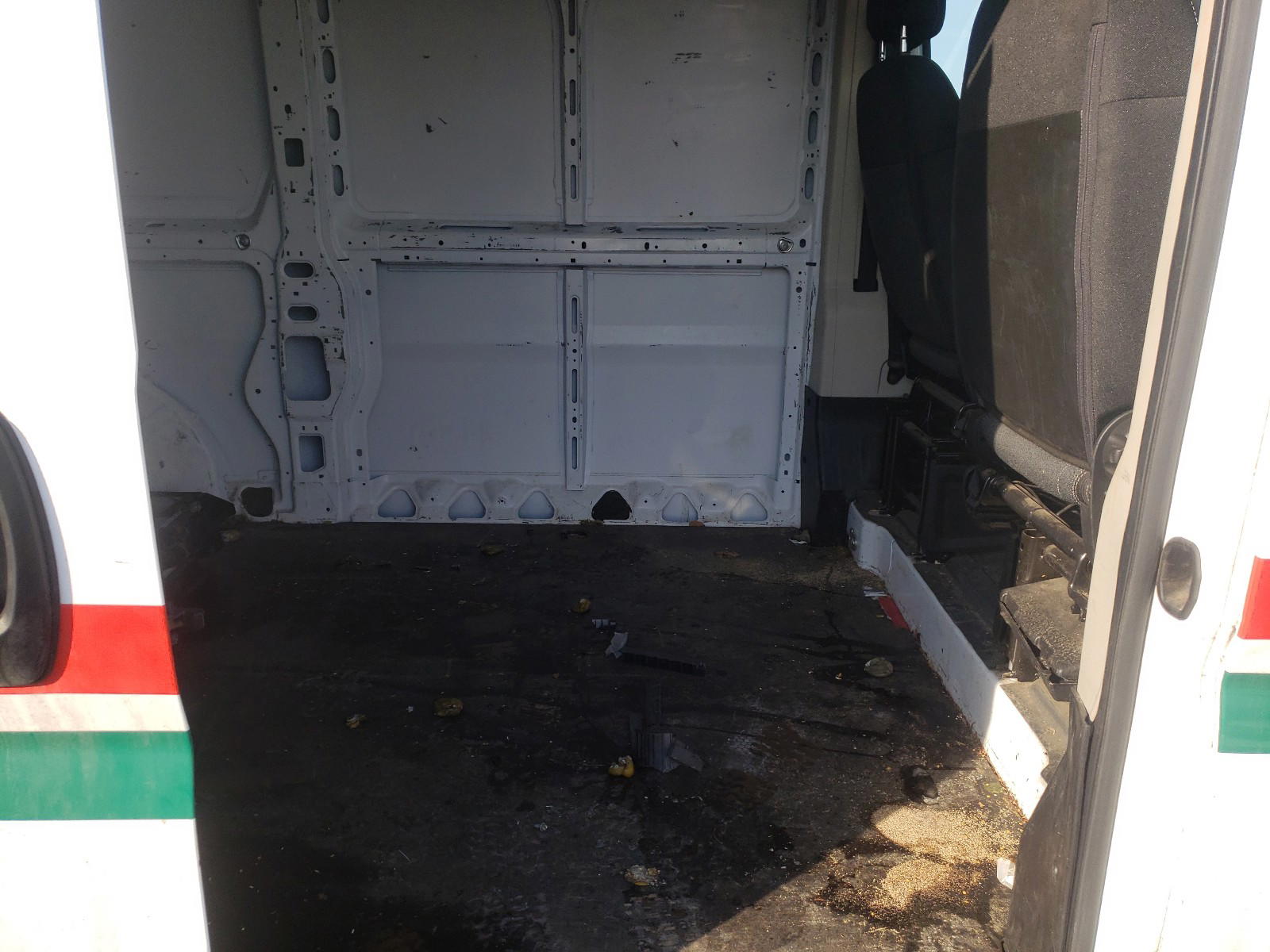 Photo 6 from auction – 2019 RAM PROMASTER with VIN 3C6TRVAG8KE509279