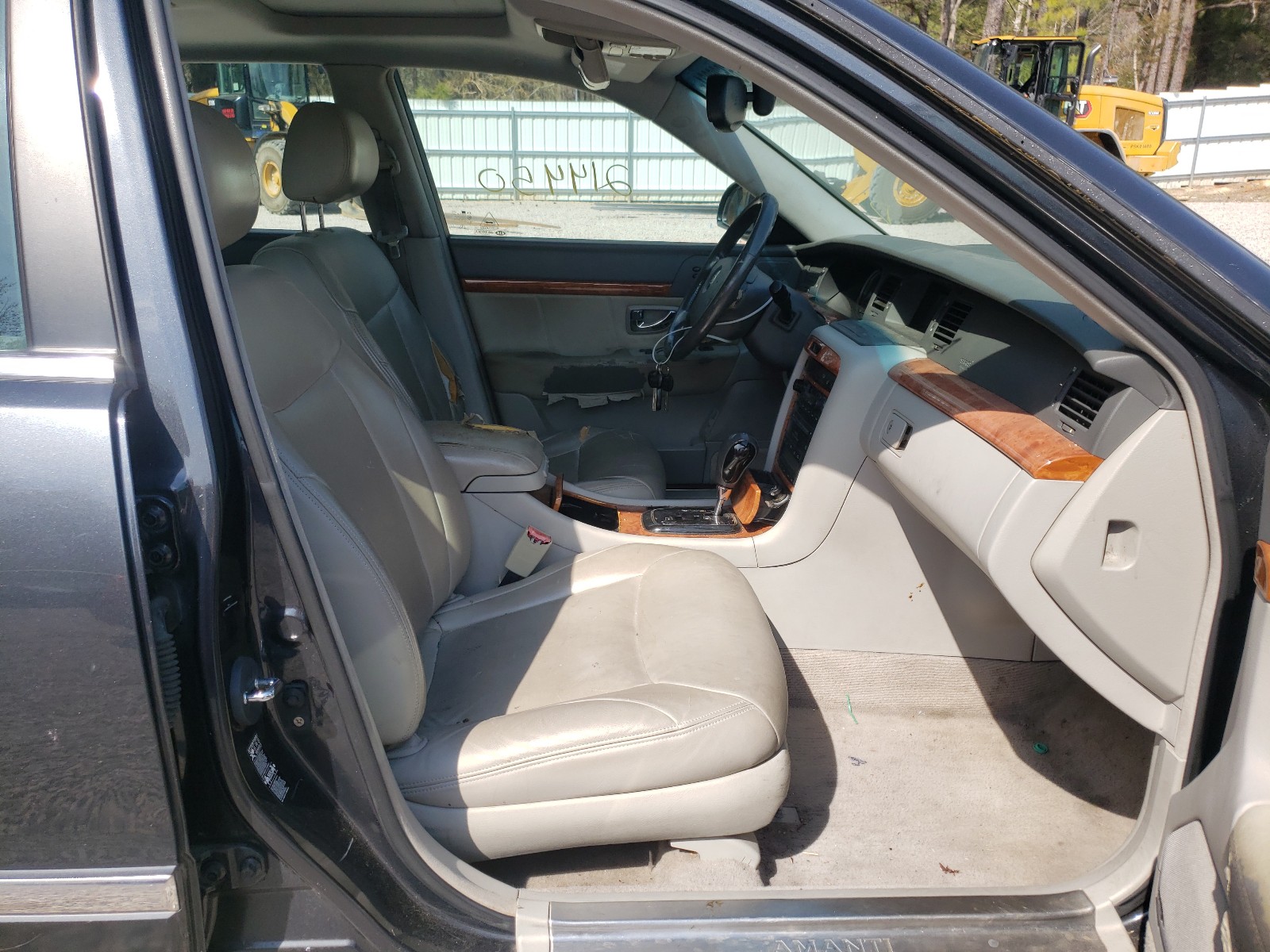 Photo 5 from auction – 2005 KIA AMANTI with VIN KNALD124155064238