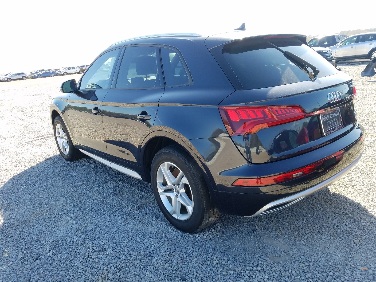 Photo 3 from auction – 2018 AUDI Q5 PREMIUM with VIN WA1ANAFY2J2108628