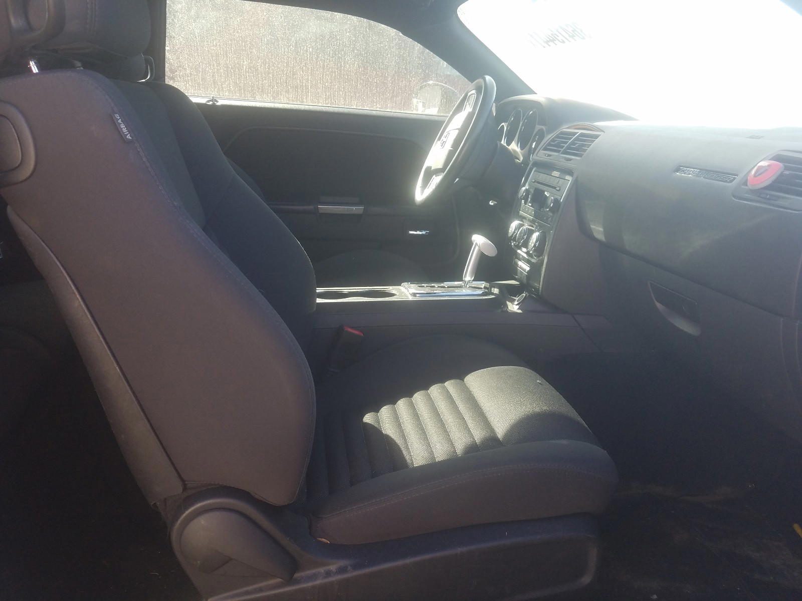 Photo 5 from auction – 2014 DODGE CHALLENGER with VIN 2C3CDYAG1EH127116