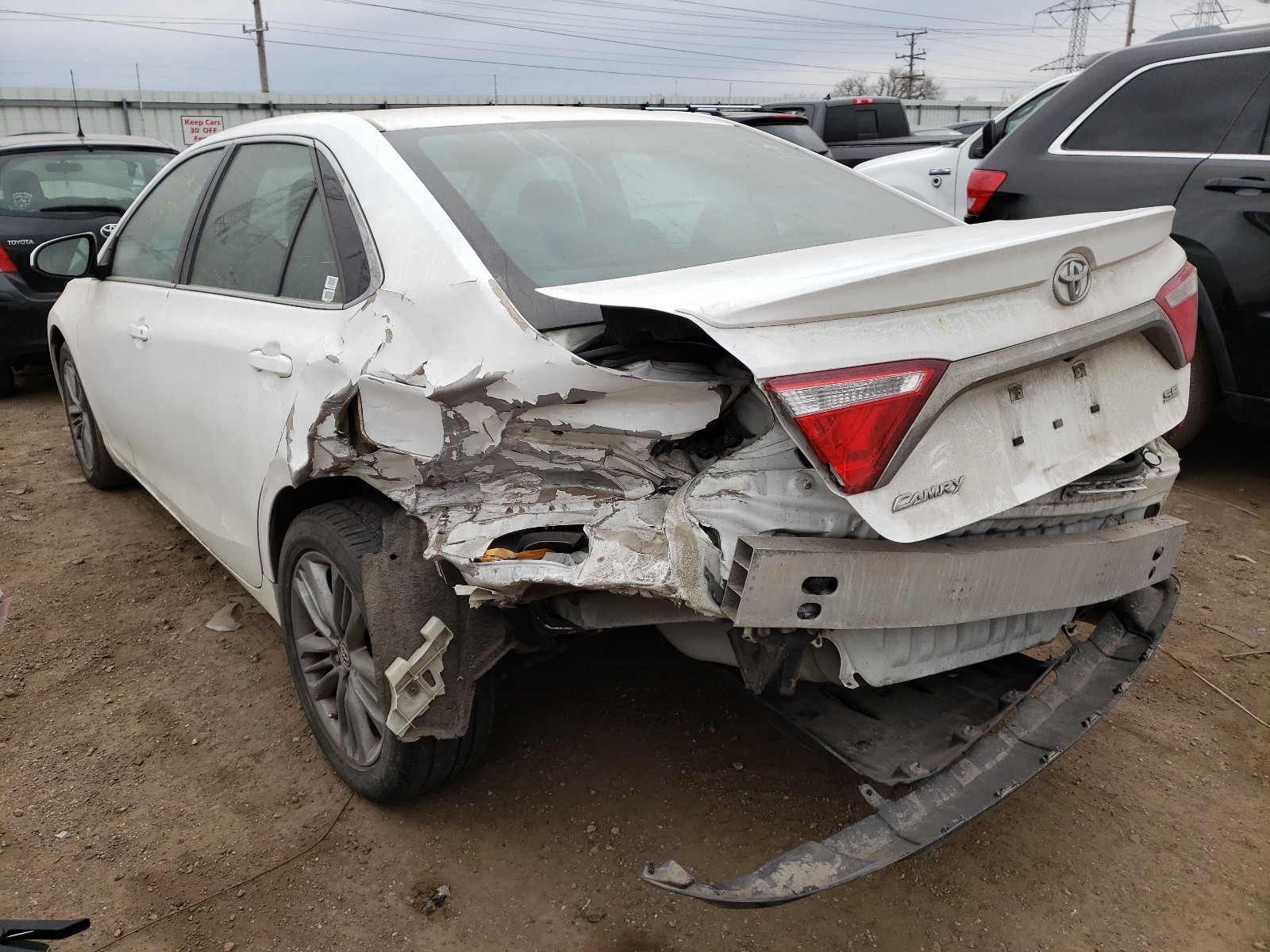 Photo 3 from auction – 2015 TOYOTA CAMRY LE with VIN 4T1BF1FK5FU073755