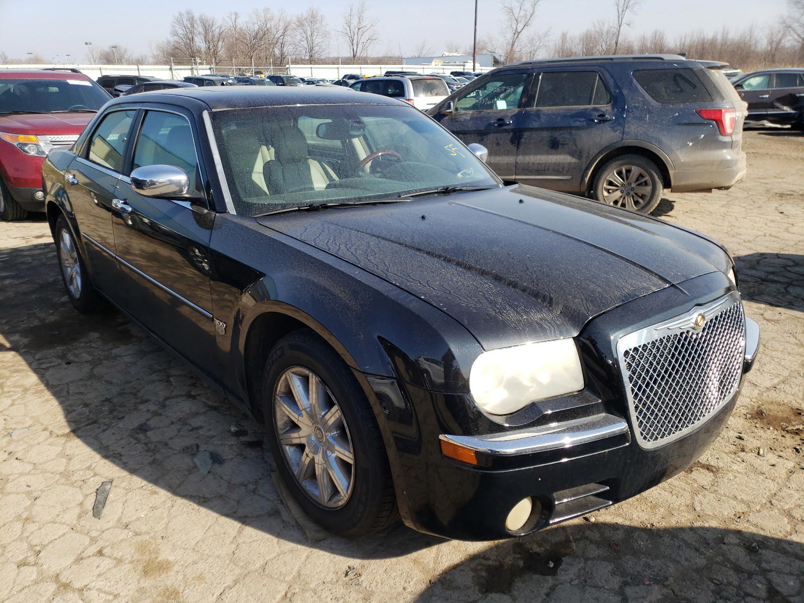 CHRYSLER 300C 2007 with VIN 2C3KA63HX7H869452 - Photo from auction