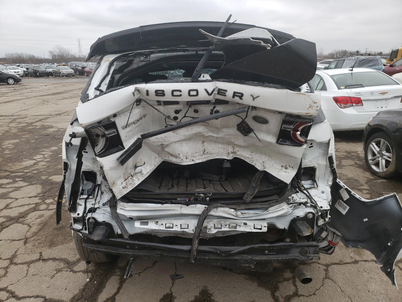 Photo 9 from auction – 2016 ROVER DISCOVERY with VIN SALCR2BG9GH625333