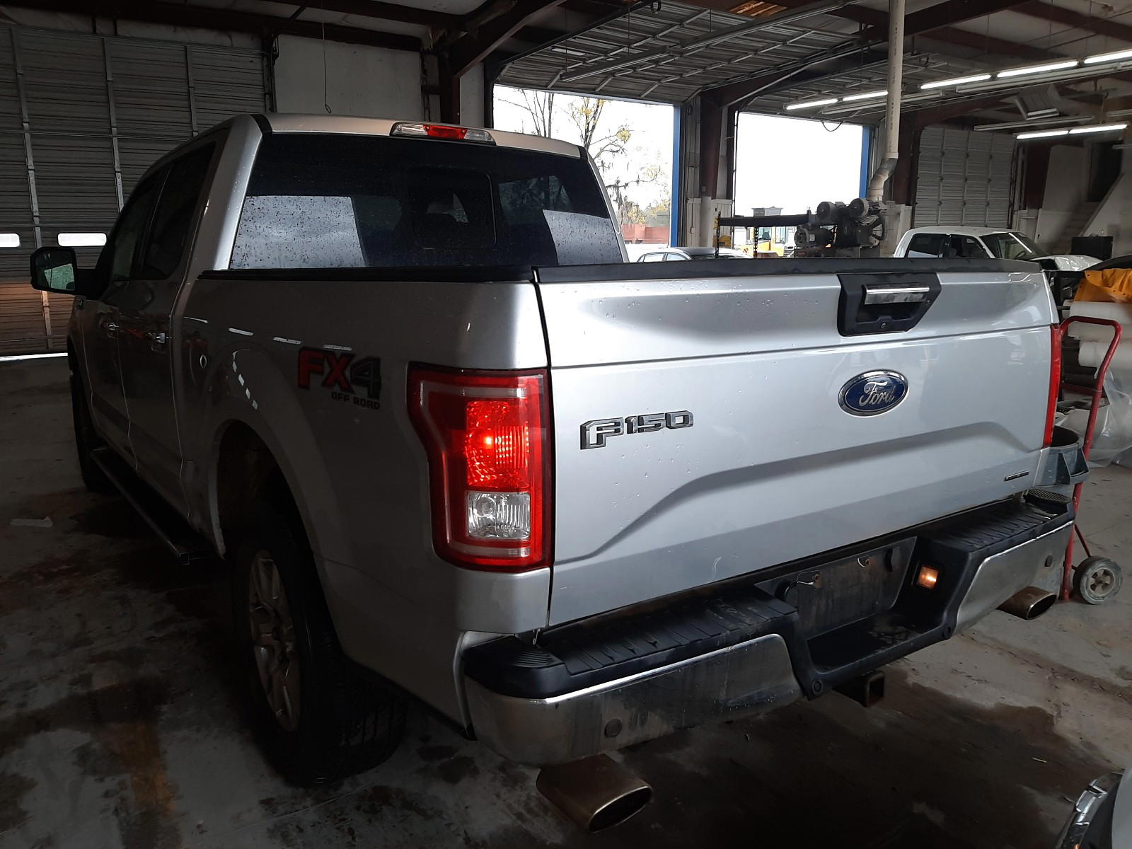 Photo 3 from auction – 2016 FORD F150 SUPER with VIN 1FTEW1EF2GFA95756