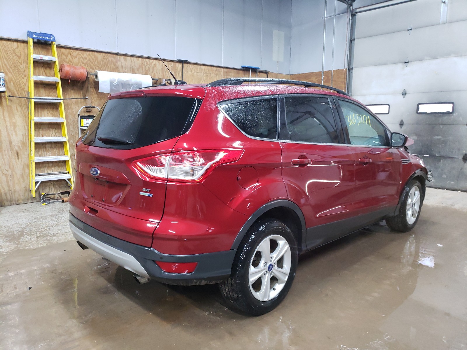 Photo 4 from auction – 2014 FORD ESCAPE SE with VIN 1FMCU9GX7EUA28124