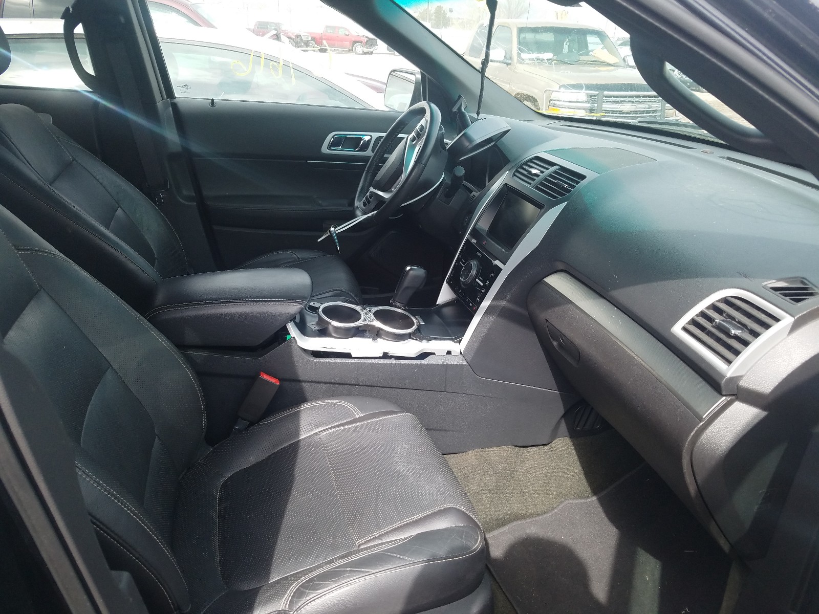 Photo 5 from auction – 2014 FORD EXPLORER S with VIN 1FM5K8GT4EGA59268