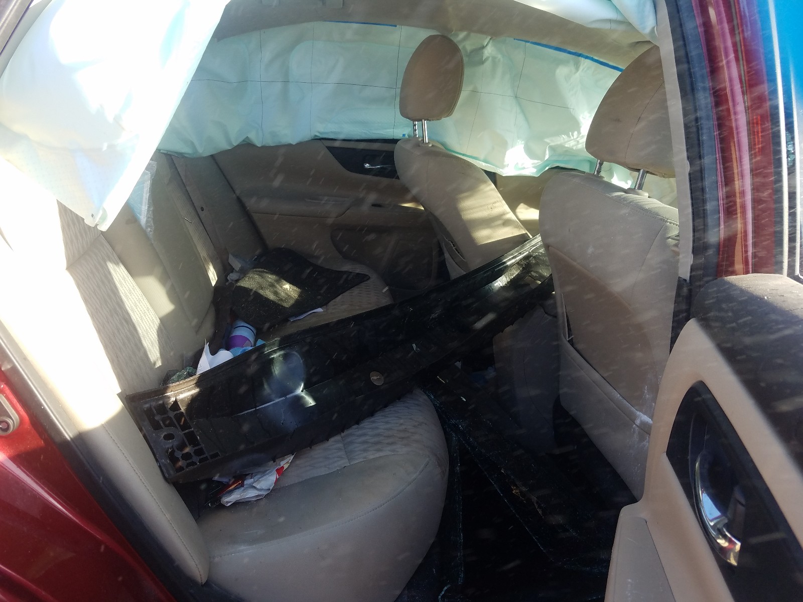 Photo 6 from auction – 2016 NISSAN ALTIMA 2.5 with VIN 1N4AL3AP2GC171405