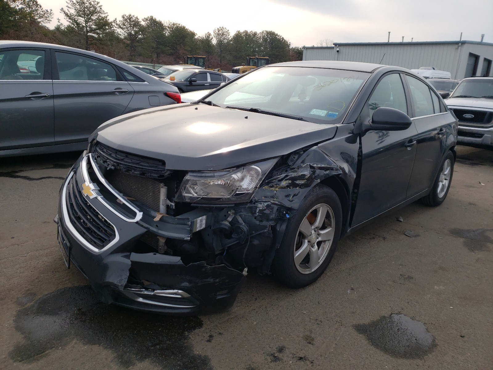 Photo 2 from auction – 2015 CHEVROLET CRUZE LT with VIN 1G1PC5SB4F7164040
