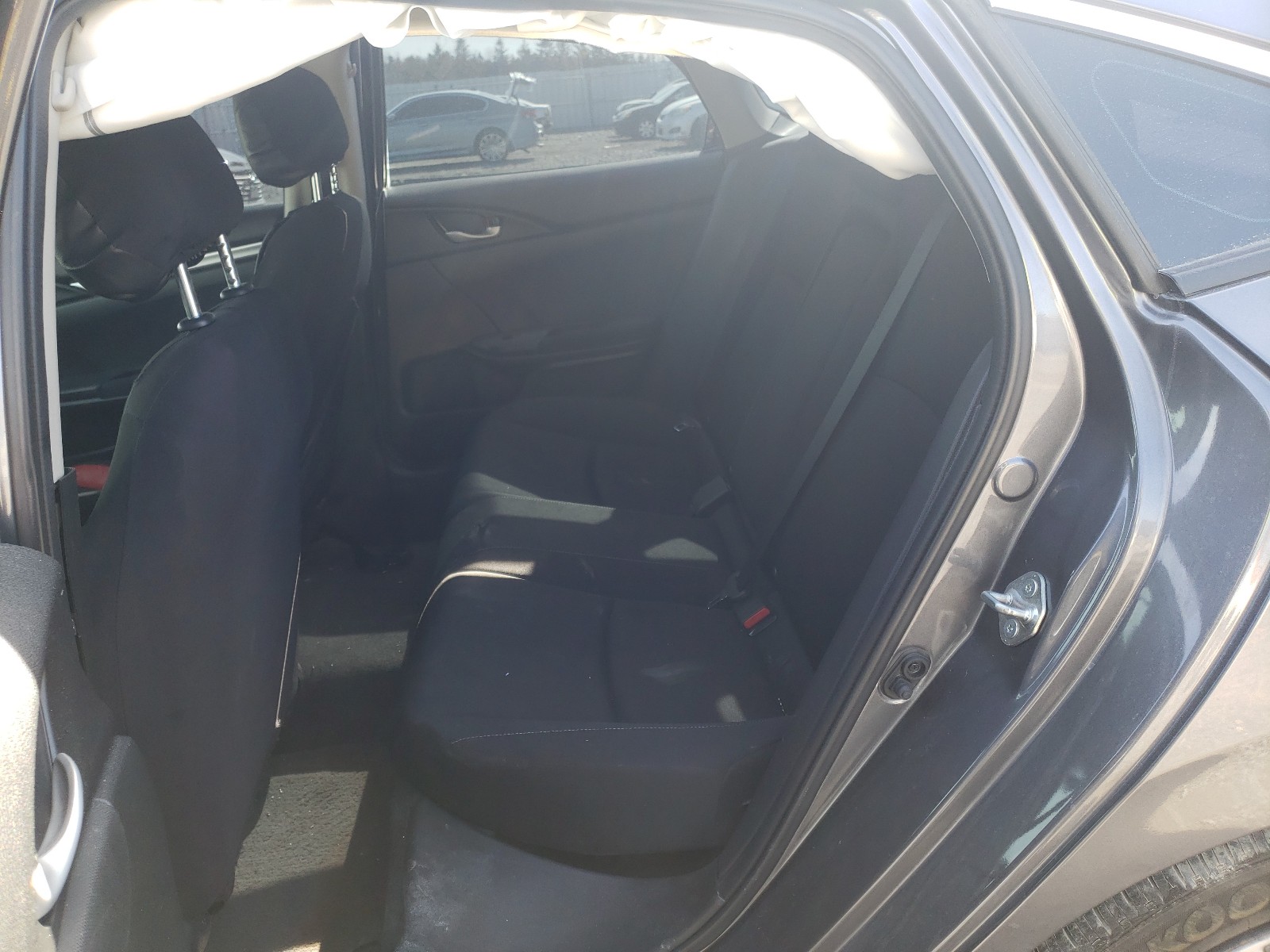 Photo 6 from auction – 2019 HONDA CIVIC LX with VIN 2HGFC2F56KH002058