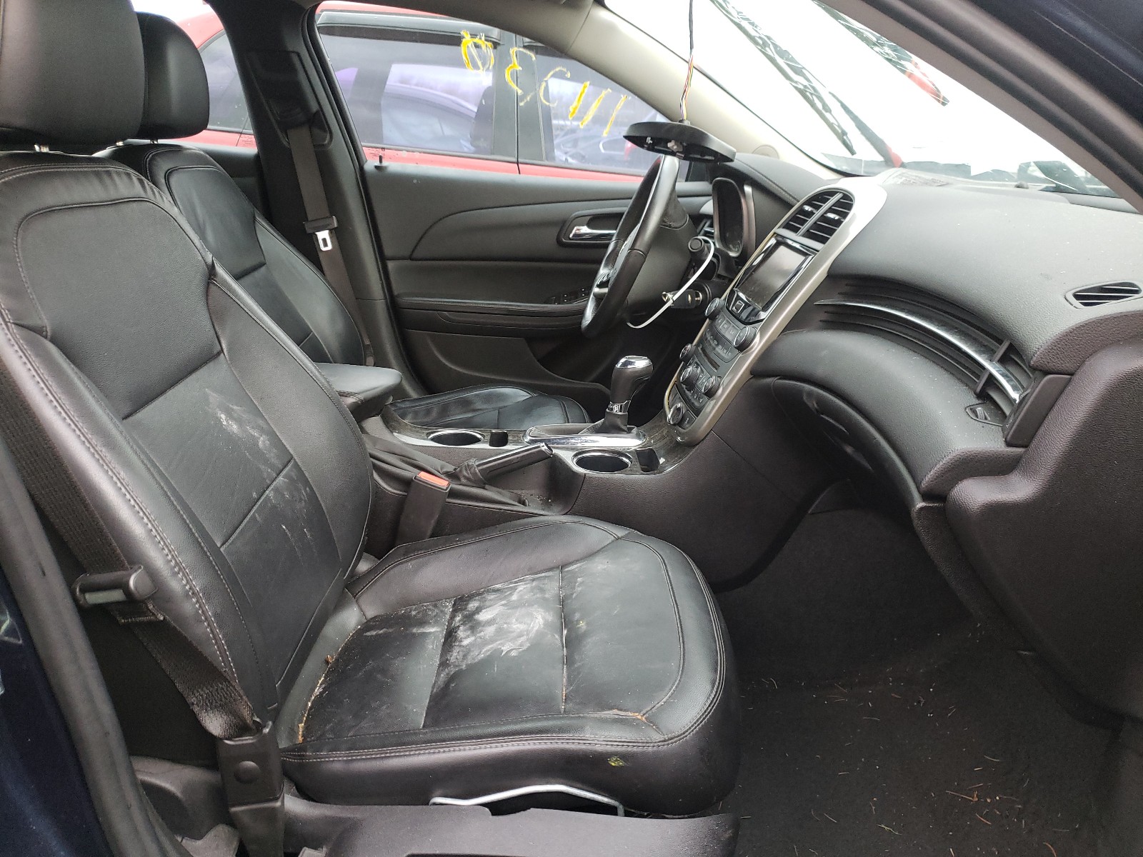 Photo 5 from auction – 2016 CHEVROLET MALIBU LIM with VIN 1G11E5SA0GU142935