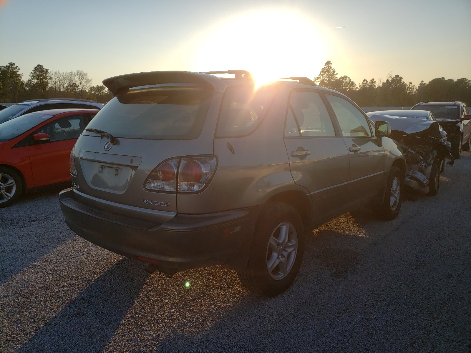 Photo 4 from auction – 2003 LEXUS RX 300 with VIN JTJHF10U530296998