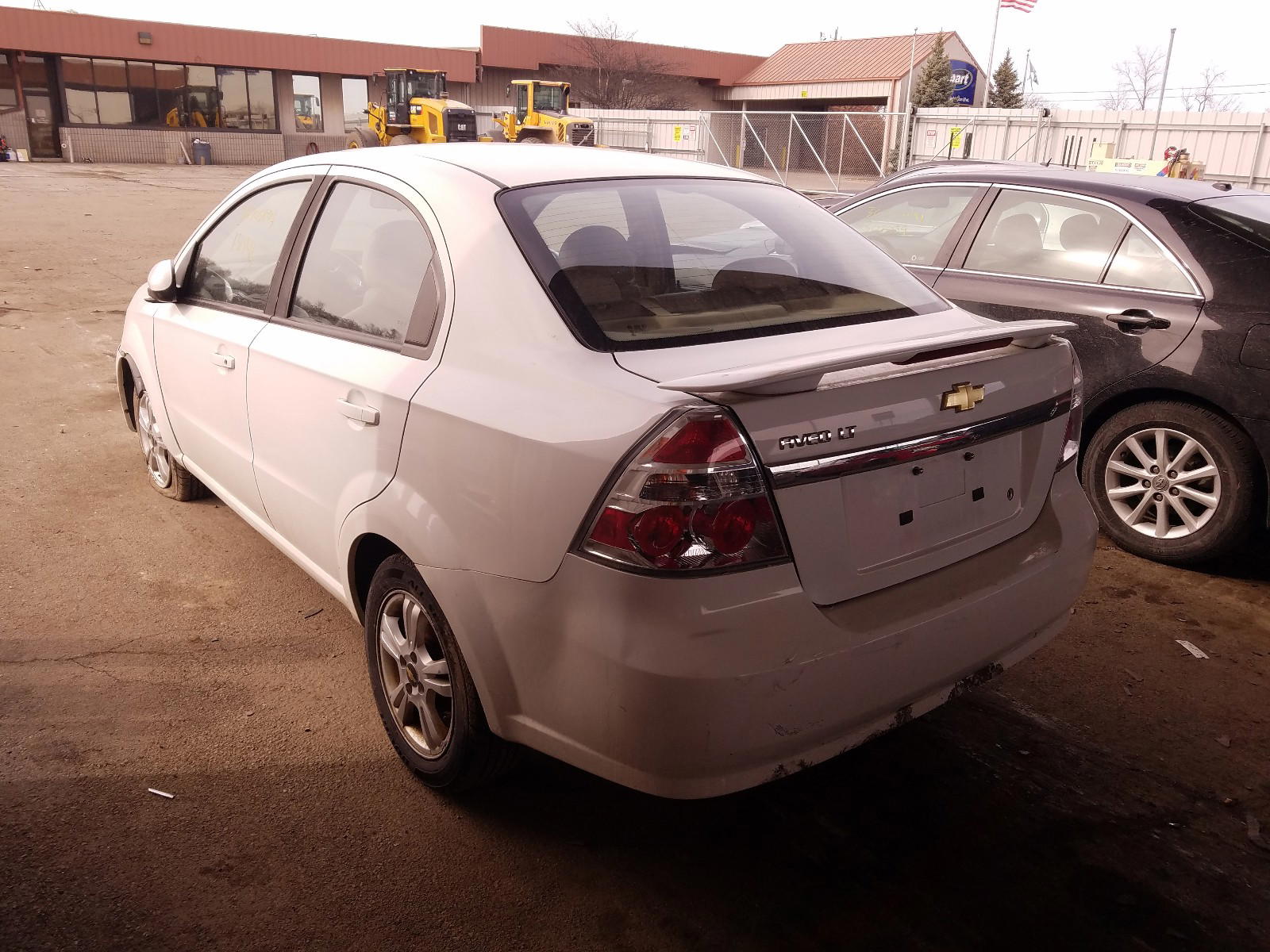 Photo 3 from auction – 2011 CHEVROLET AVEO LT with VIN KL1TG5DE2BB251113