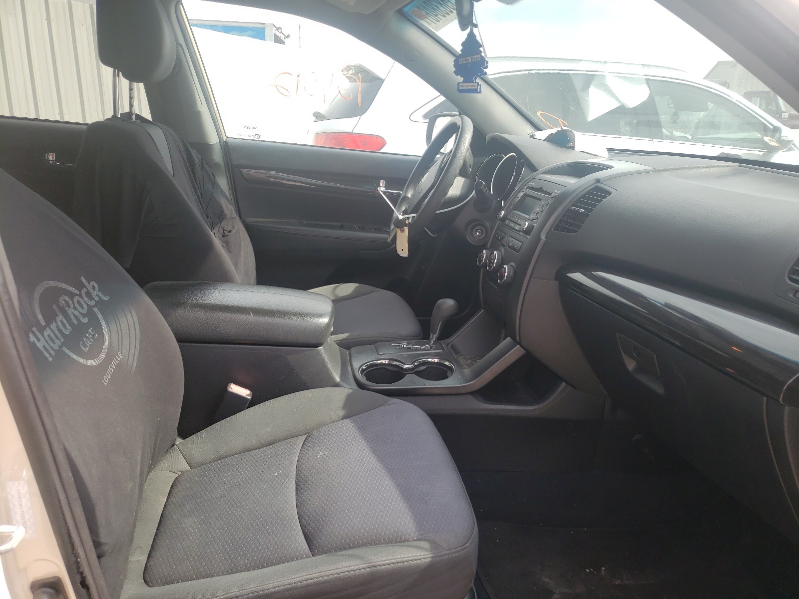 Photo 5 from auction – 2012 KIA SORENTO BA with VIN 5XYKT3A17CG192301